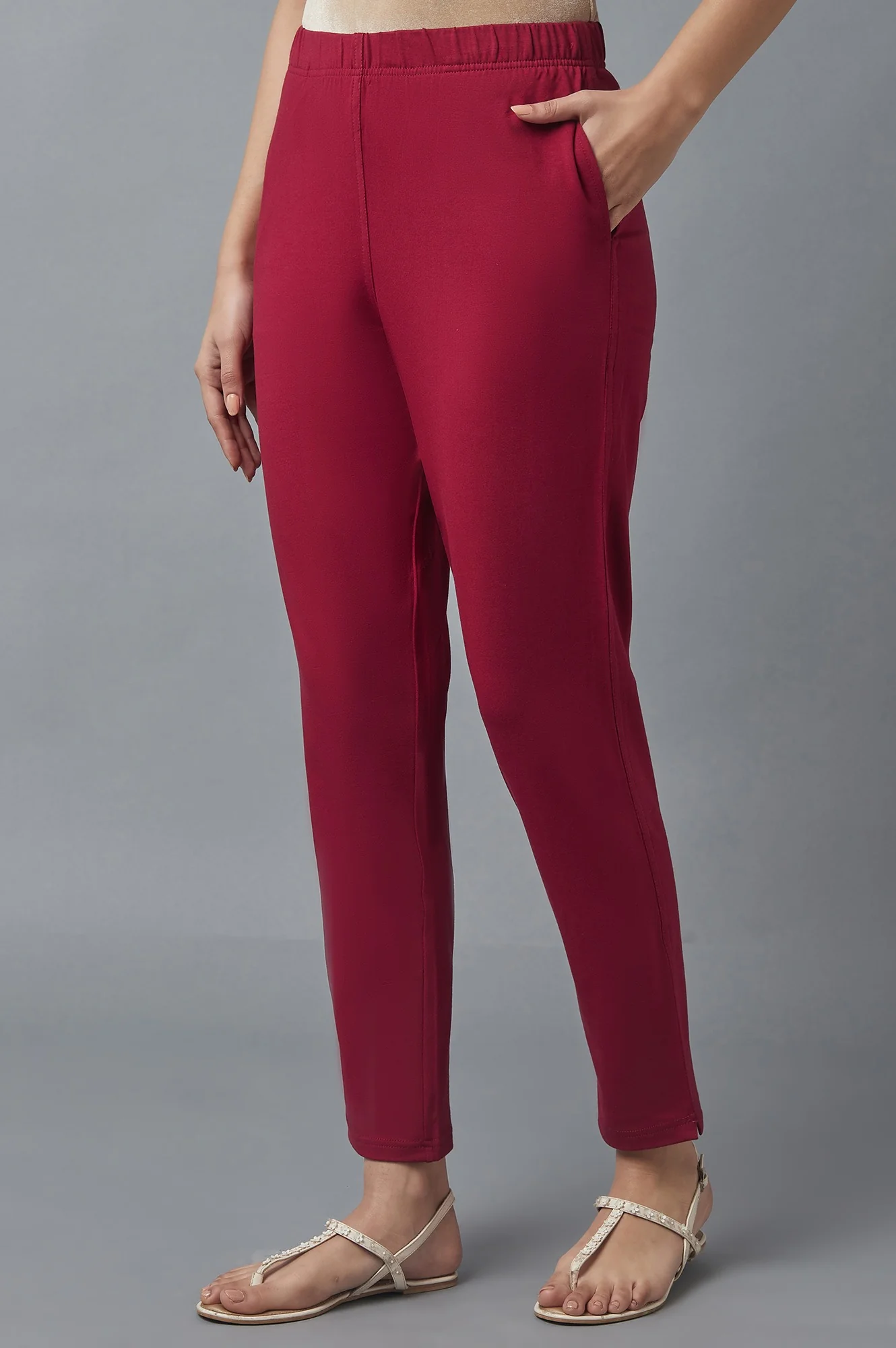 Maroon Solid Flared Cotton Pants With Elasticated Waist - Image 3