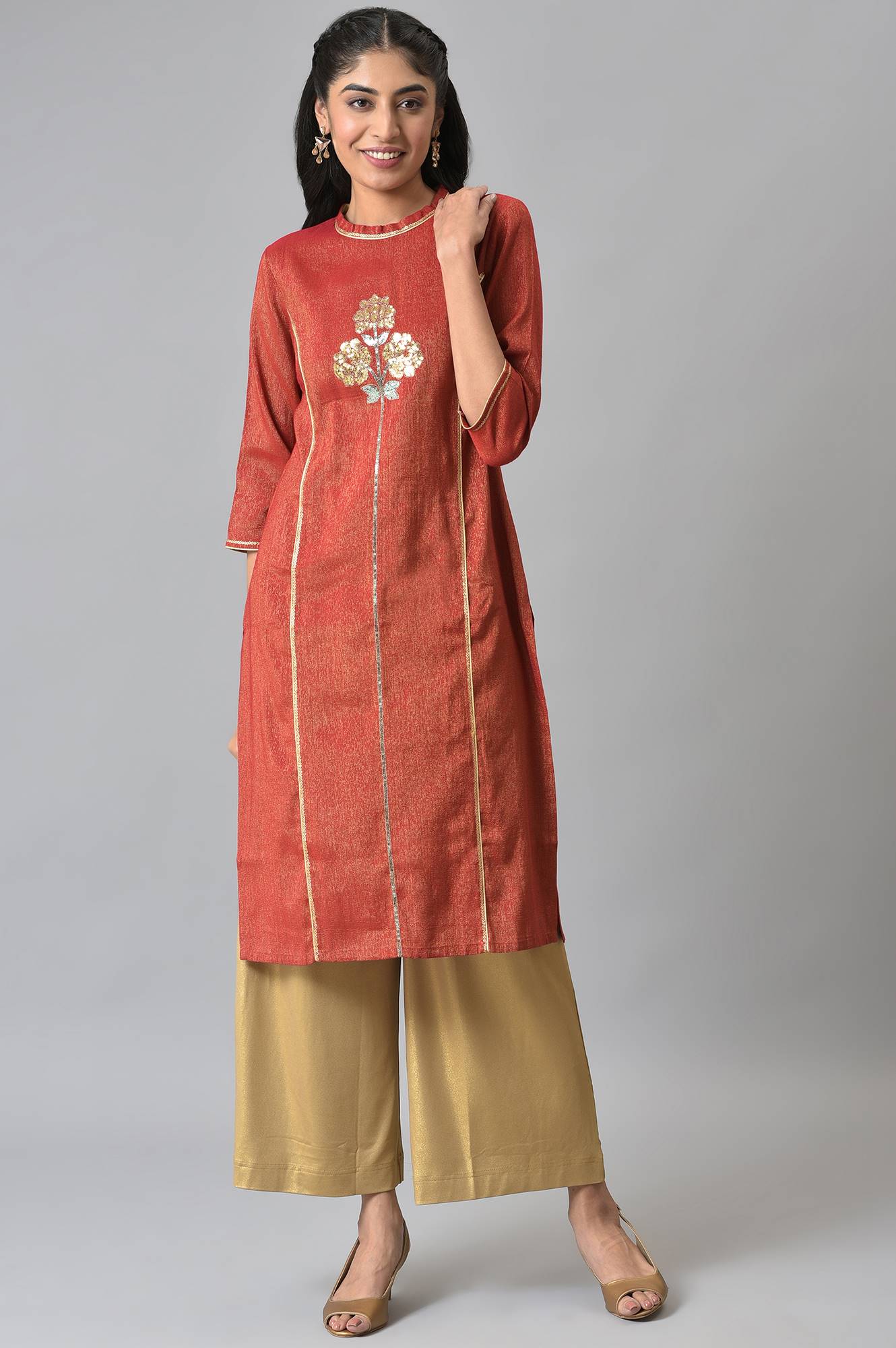 Red Dual Tone Zari Embroidered kurta - Image 5