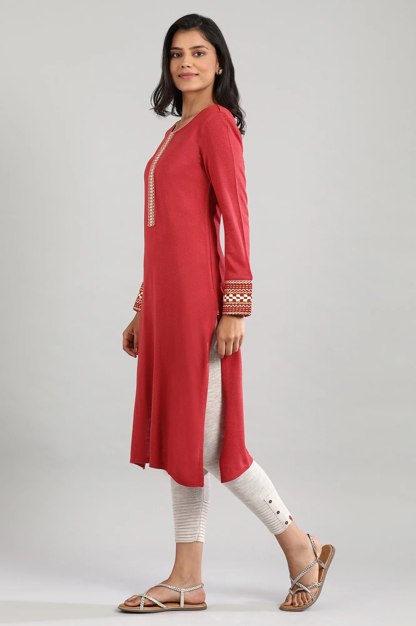 Red Round Neck Winter kurta - Image 3