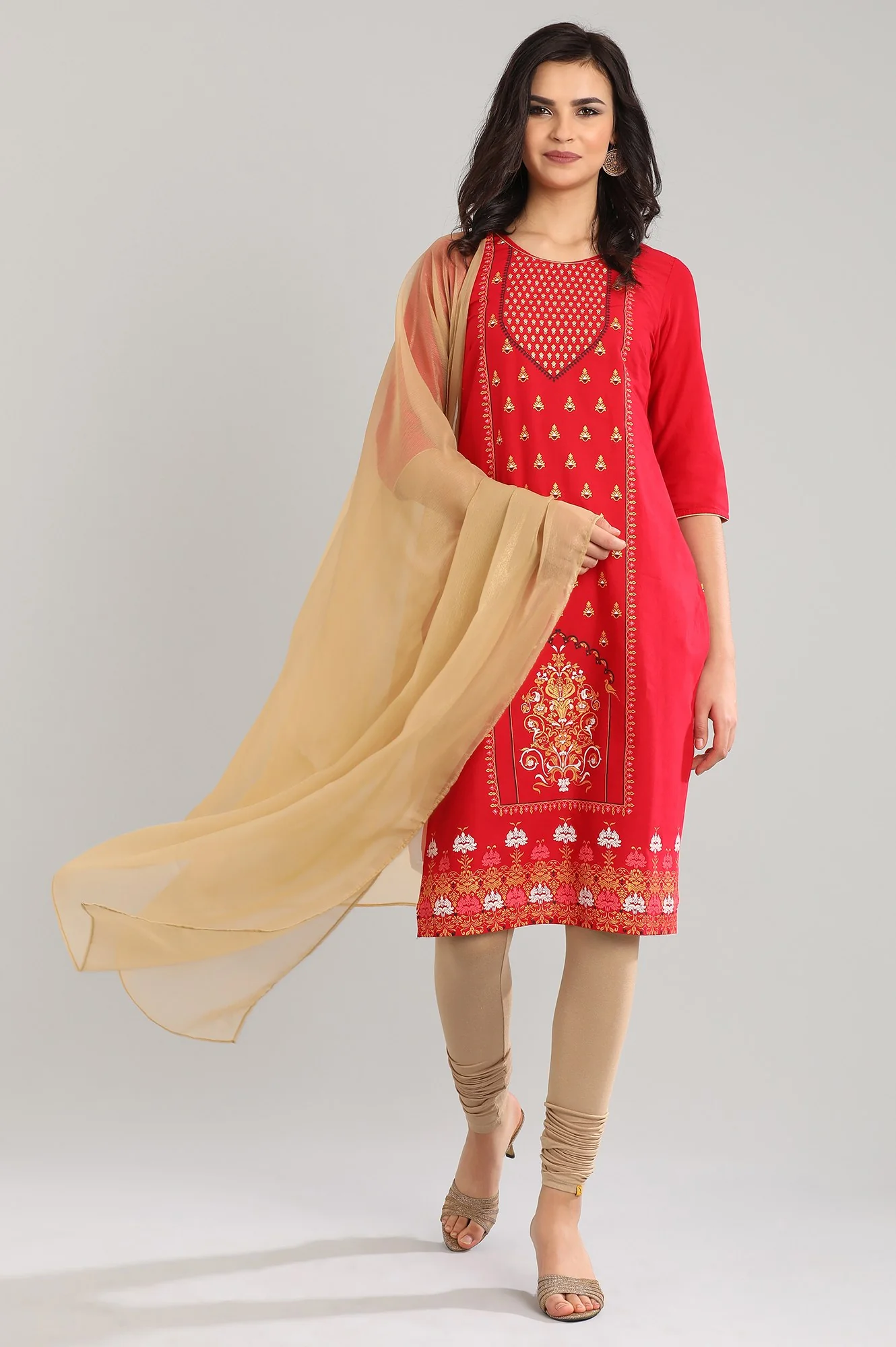 Rich Gold Dupatta - Image 3
