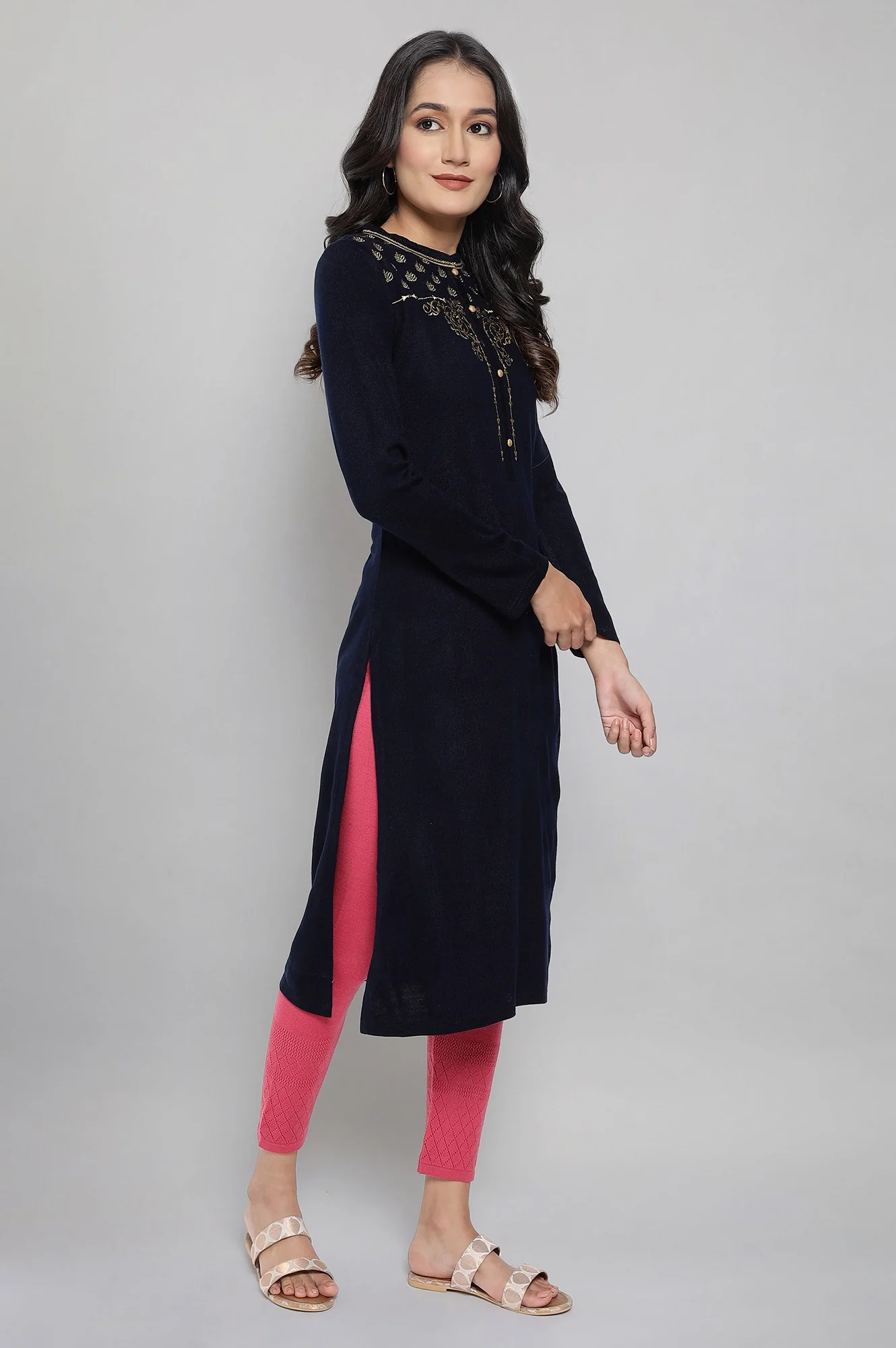 Teal Winter kurta - Image 4