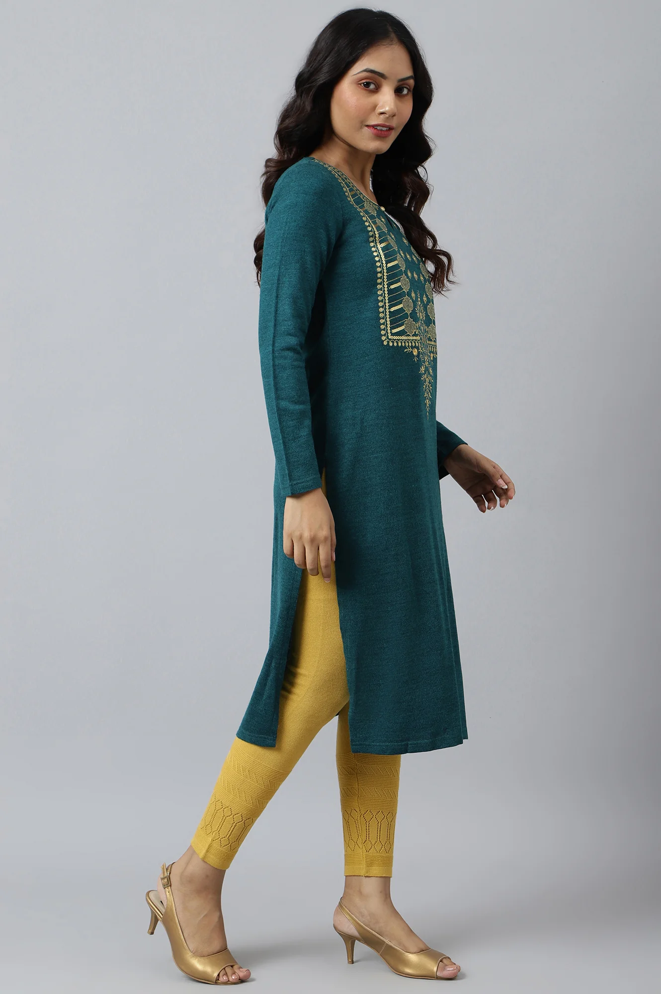 Teal Zari Embroidered Winter kurta - Image 6