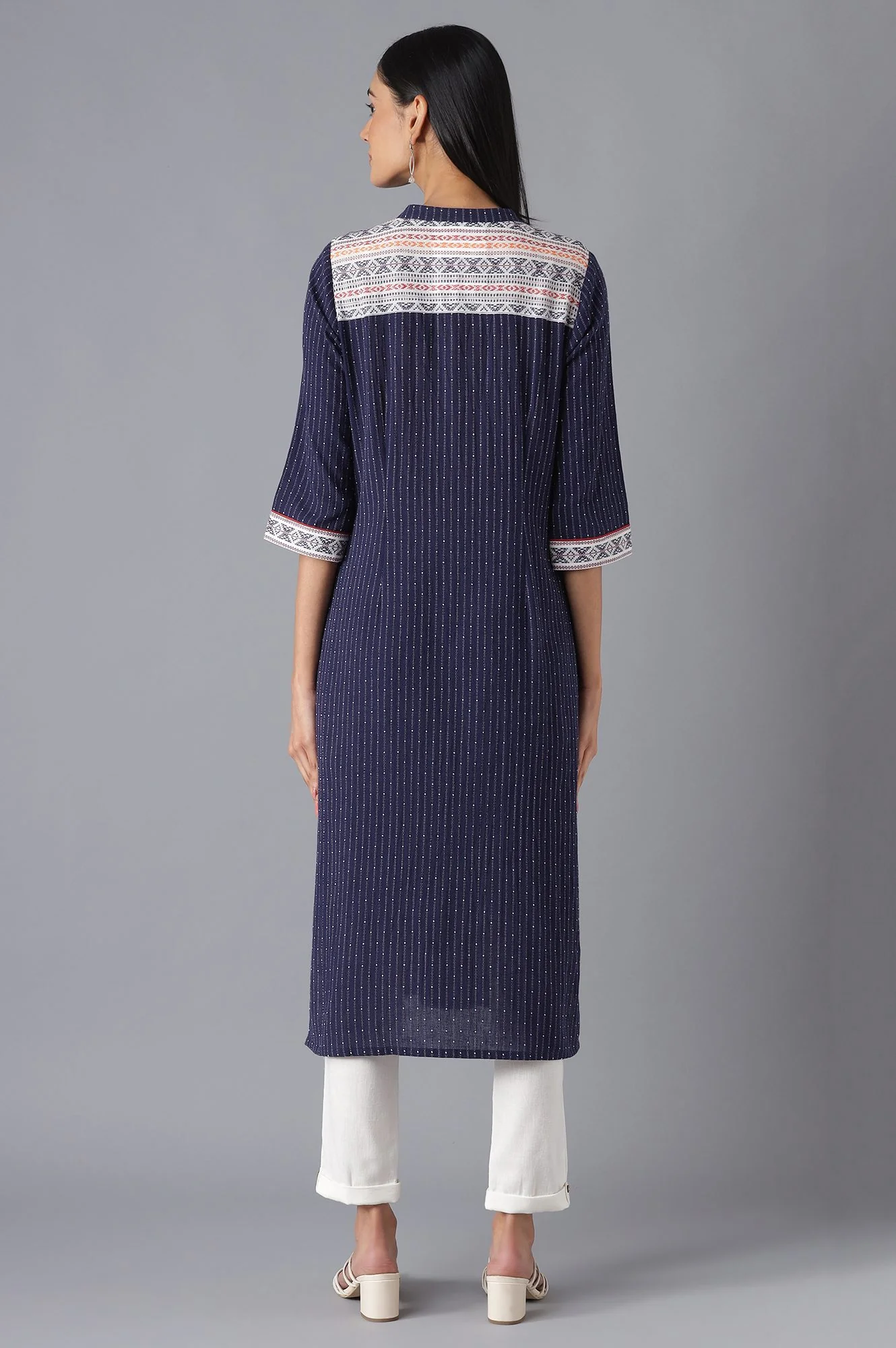White Cotton kurta and Trousers Set - Image 2
