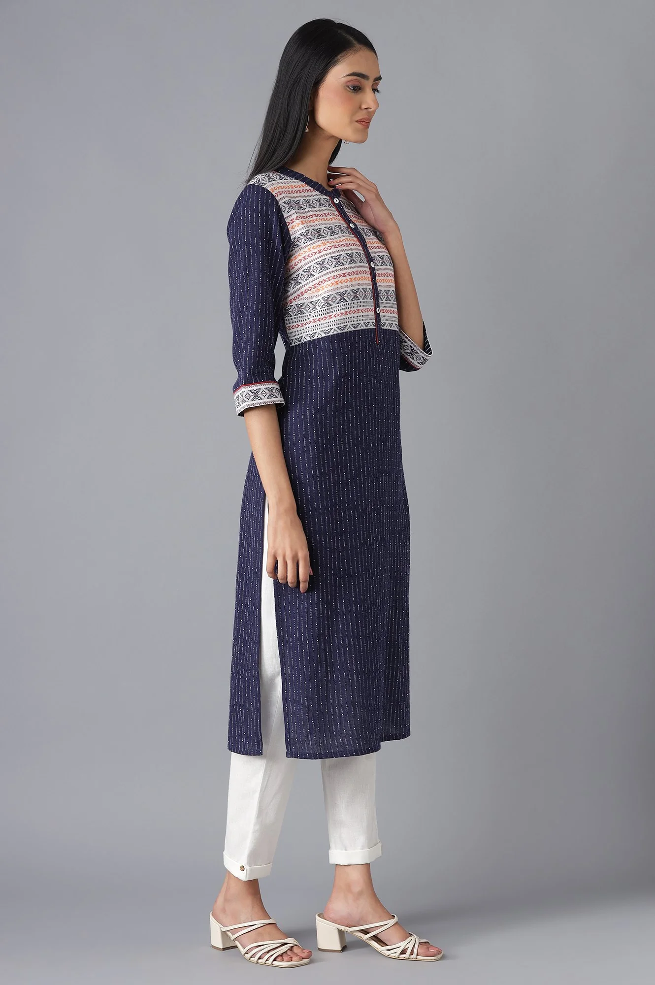 White Cotton kurta and Trousers Set - Image 4