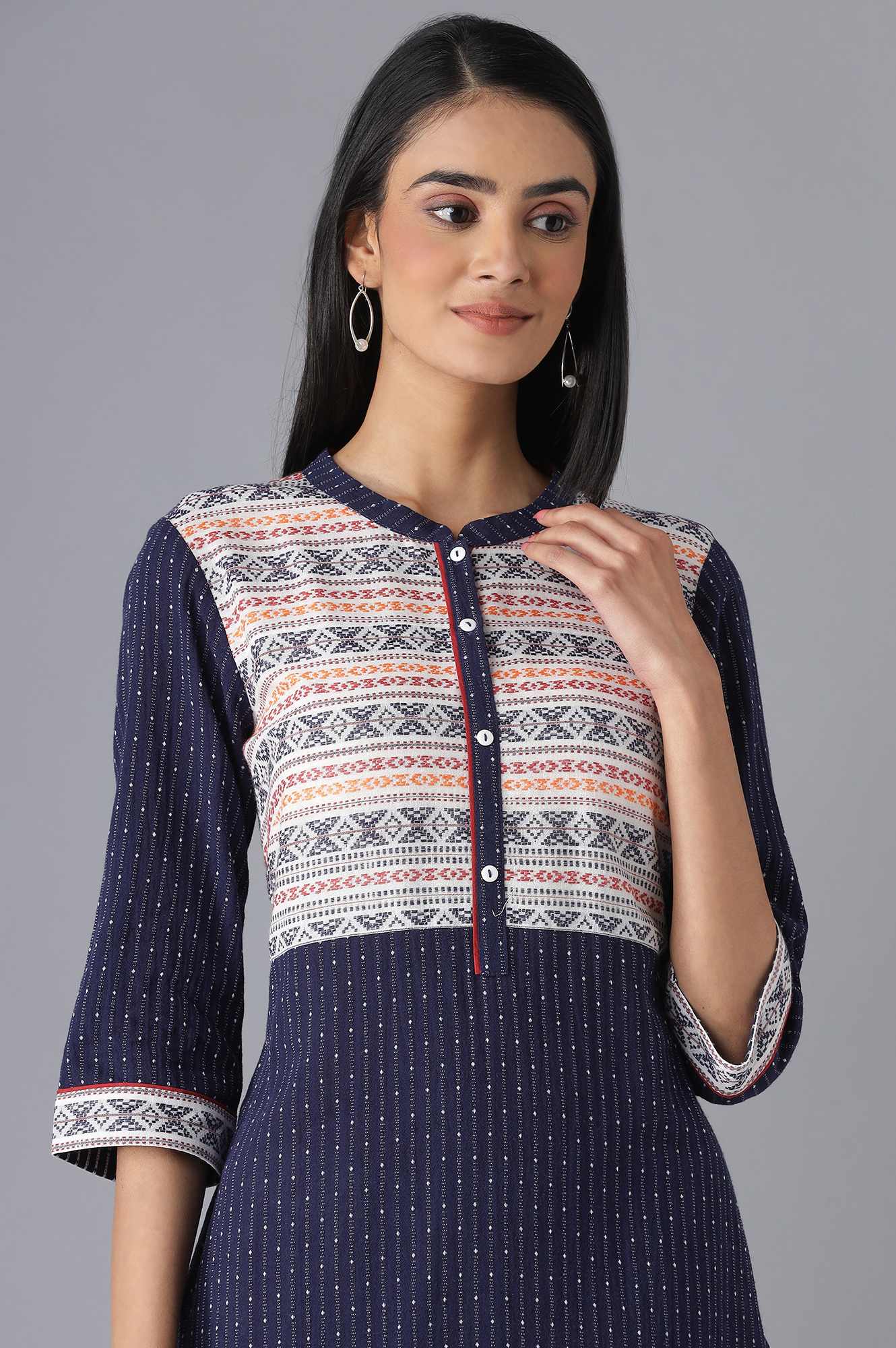 White Cotton kurta and Trousers Set - Image 5