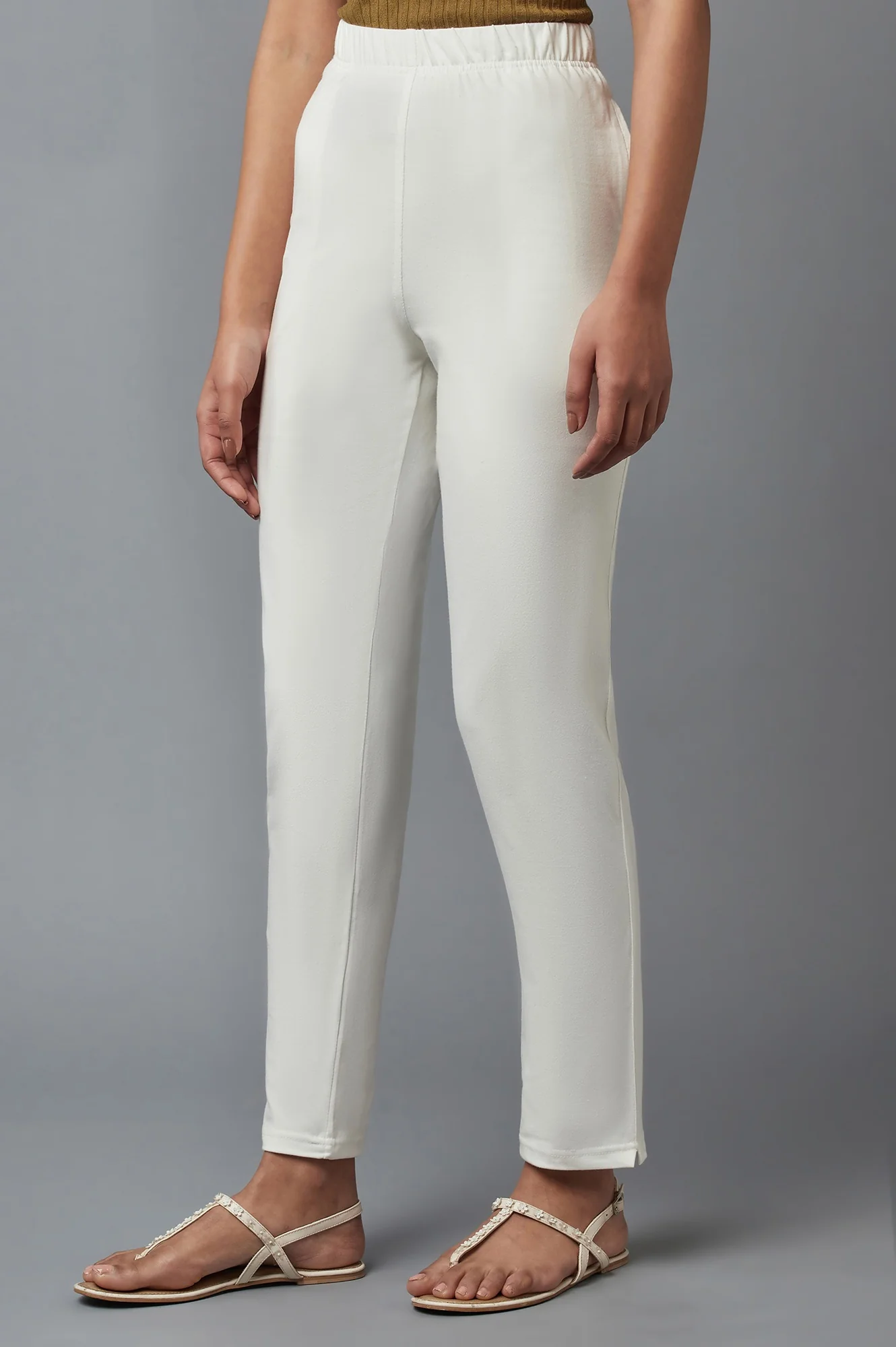White Solid Flared Cotton Pants With Elasticated Waist - Image 3