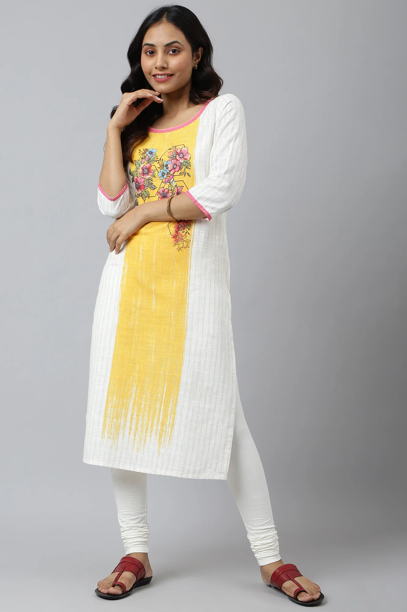 White Ethnic kurta with Yellow & Pink Placement Print - Image 5