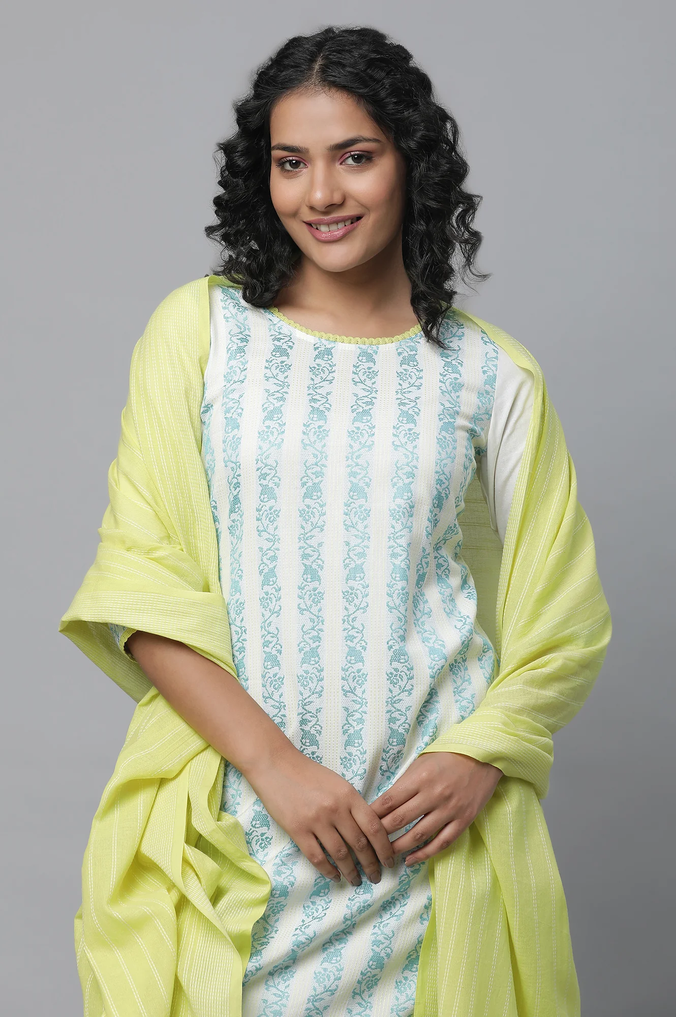 White Floral Printed Cotto kurta Set - Image 6