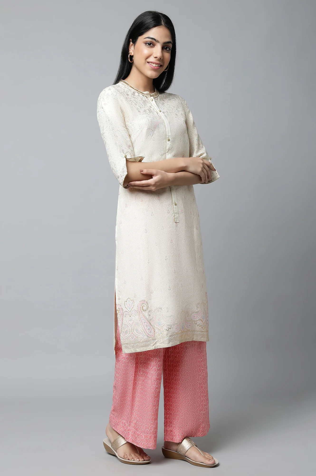 White Floral Printed Festive kurta Set - Image 4