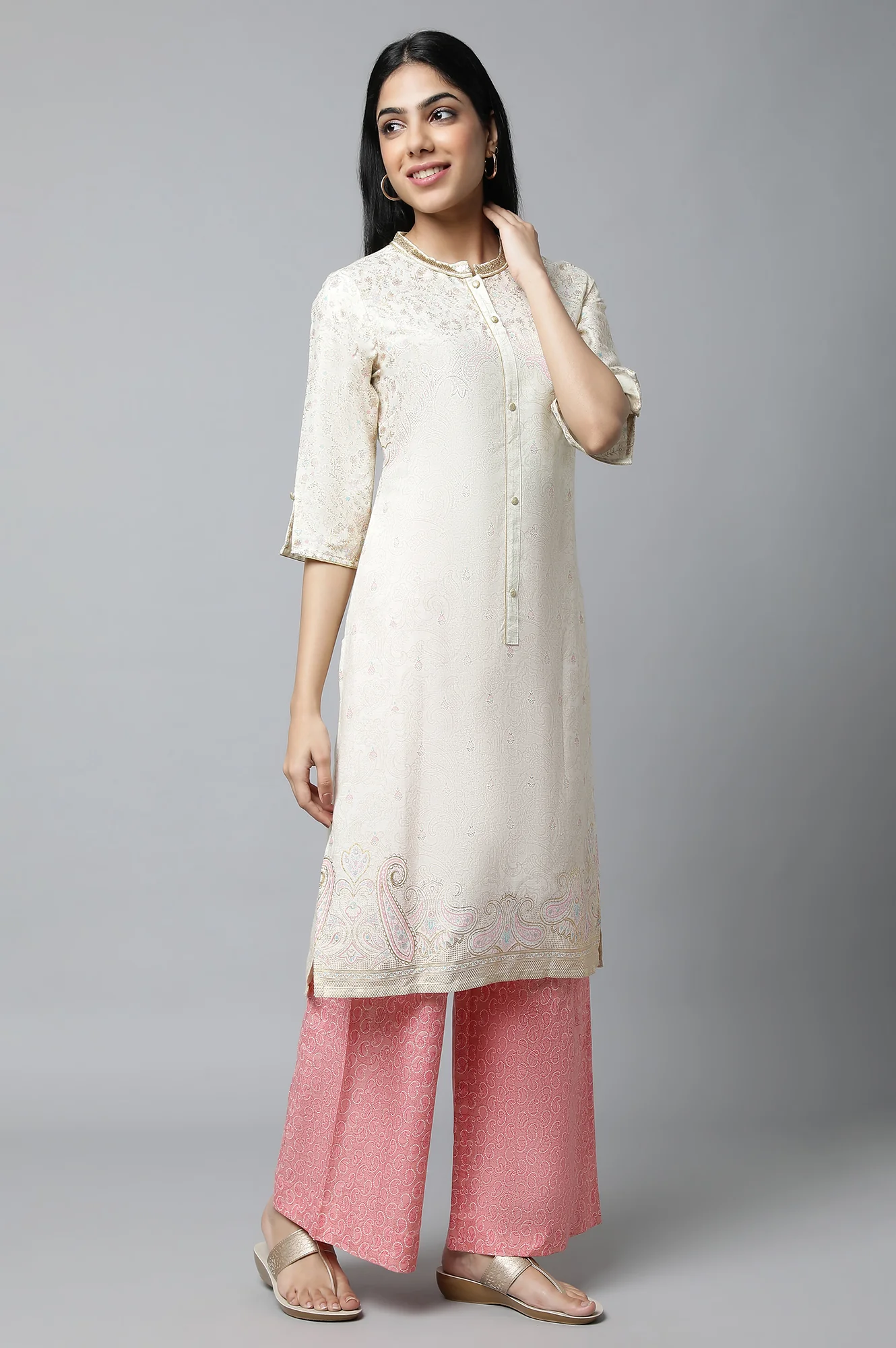 White Floral Printed Festive kurta Set - Image 5
