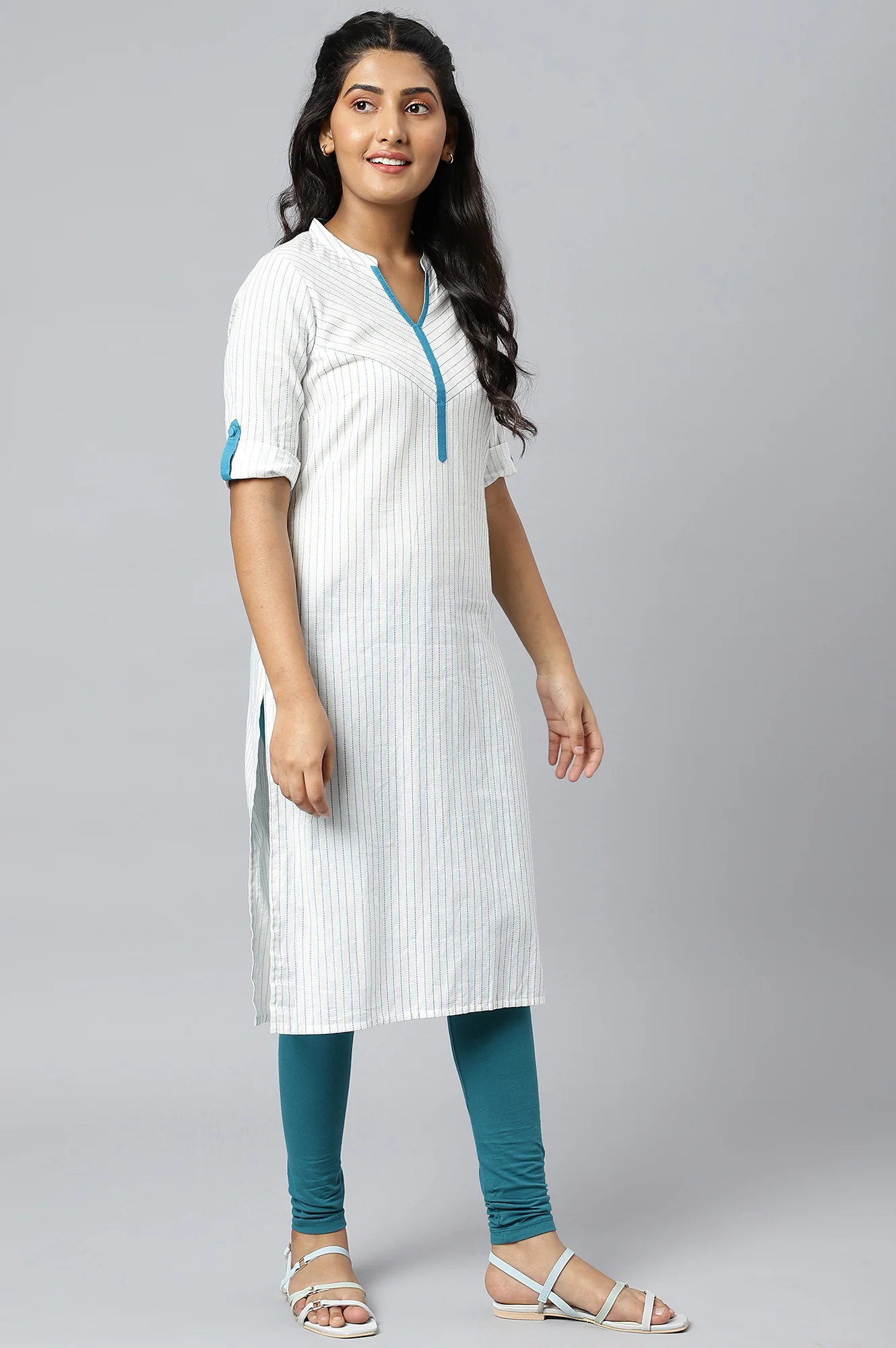 White Stripe kurta in Chevron Yoke - Image 6