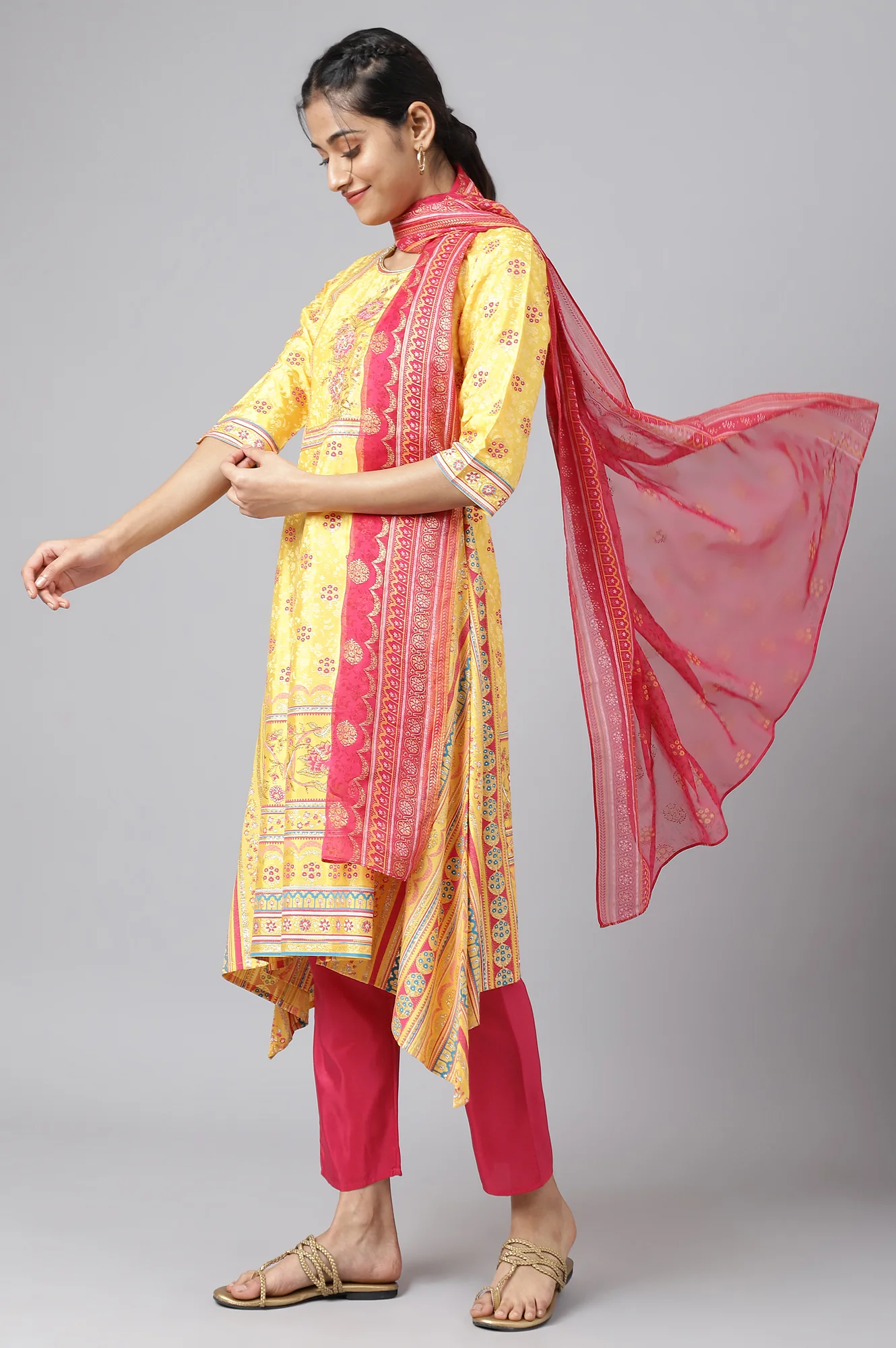 Yellow Asymmetric kurta with Pink Trouser and Dupatta - Image 7