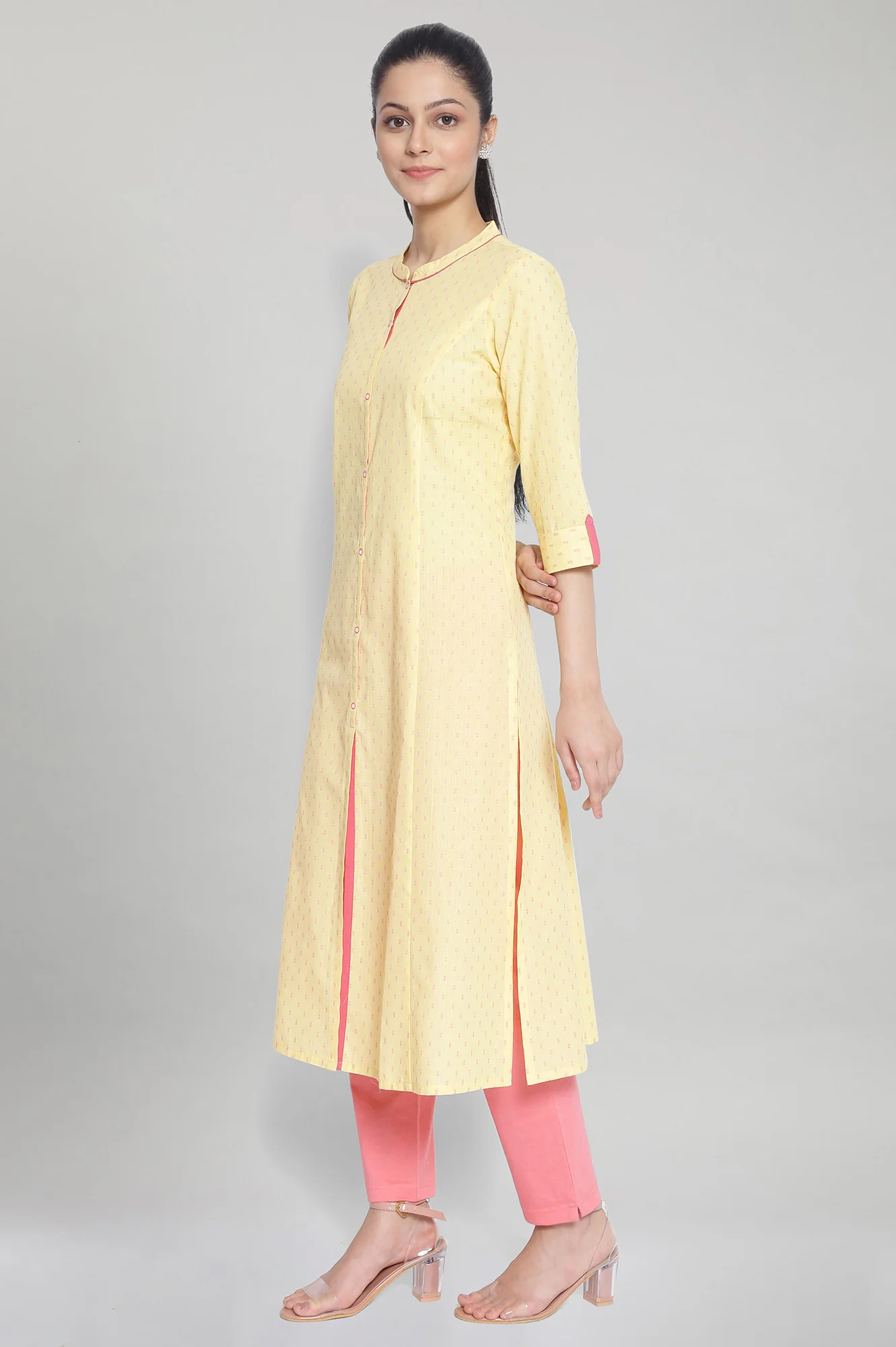 Yellow Band Collar Printed kurta - Image 3