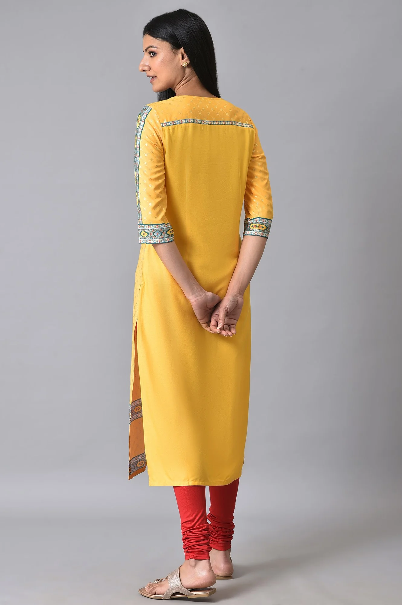 Yellow Floral Printed Ethnic kurta - Image 2