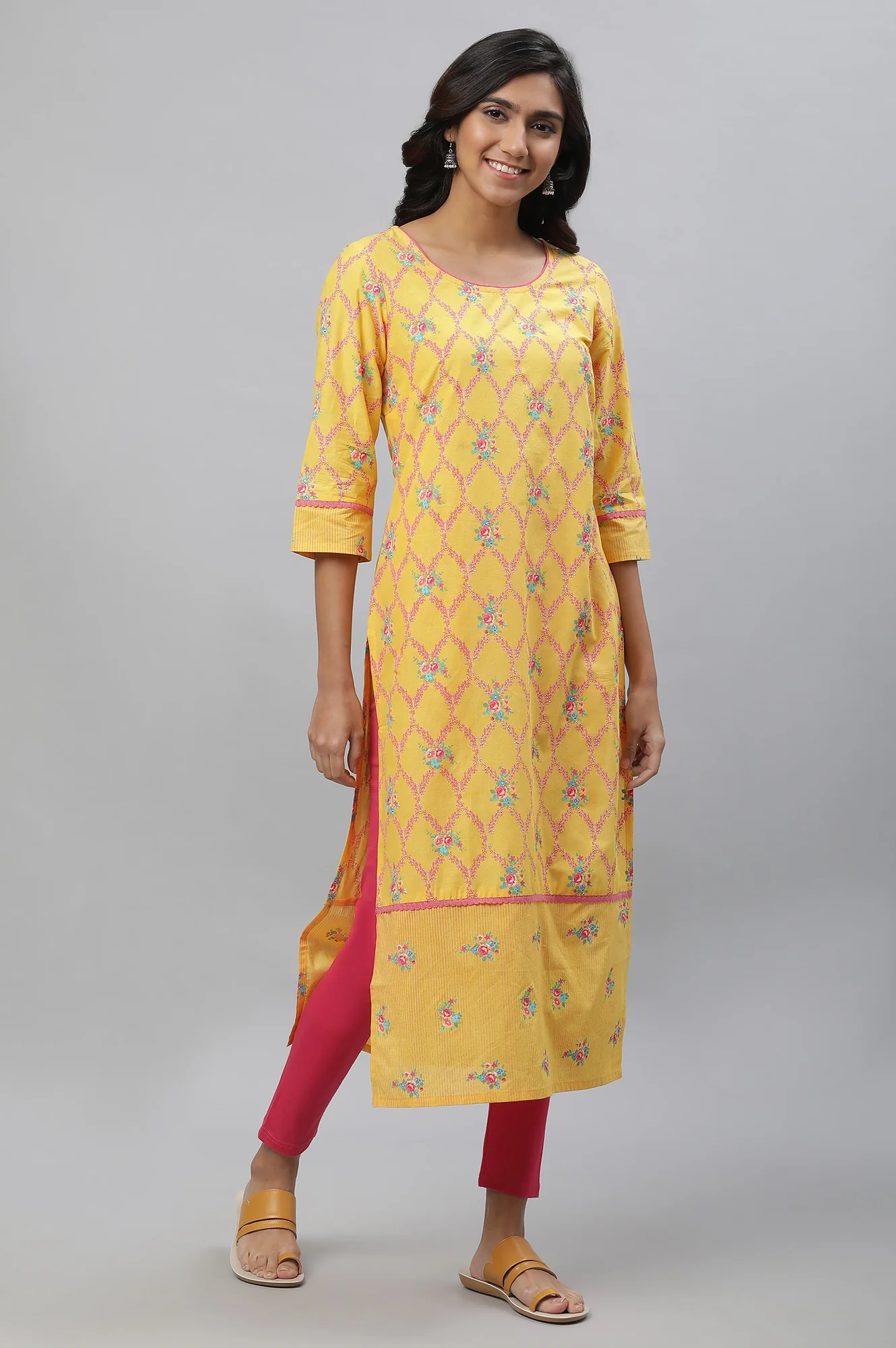 Yellow Floral Printed Cotton Straight Kurta - Image 6