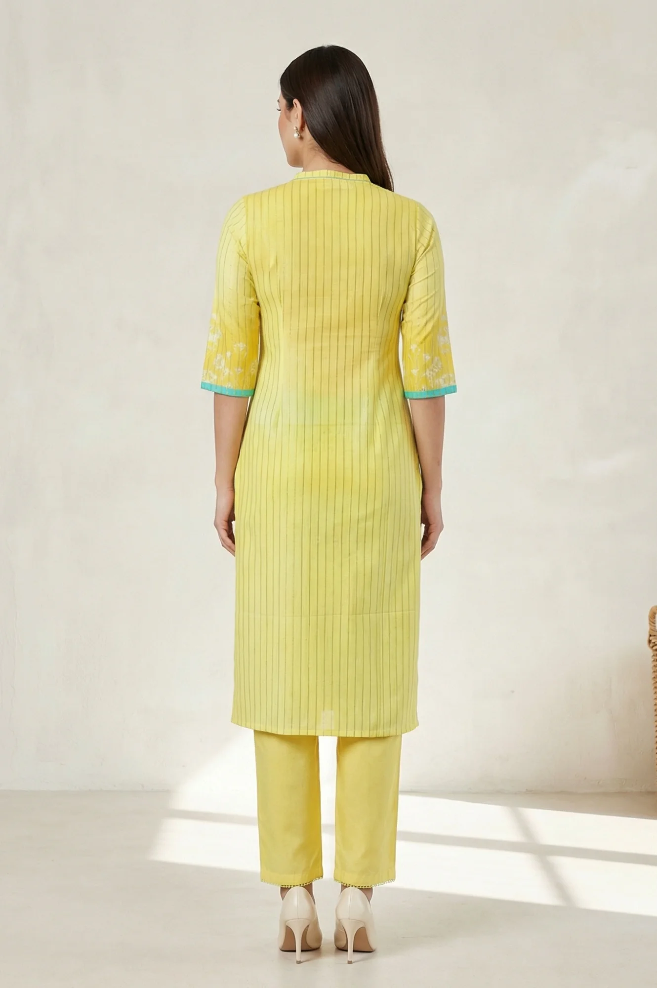 Yellow Floral Printed Straight Summer kurta - Image 5