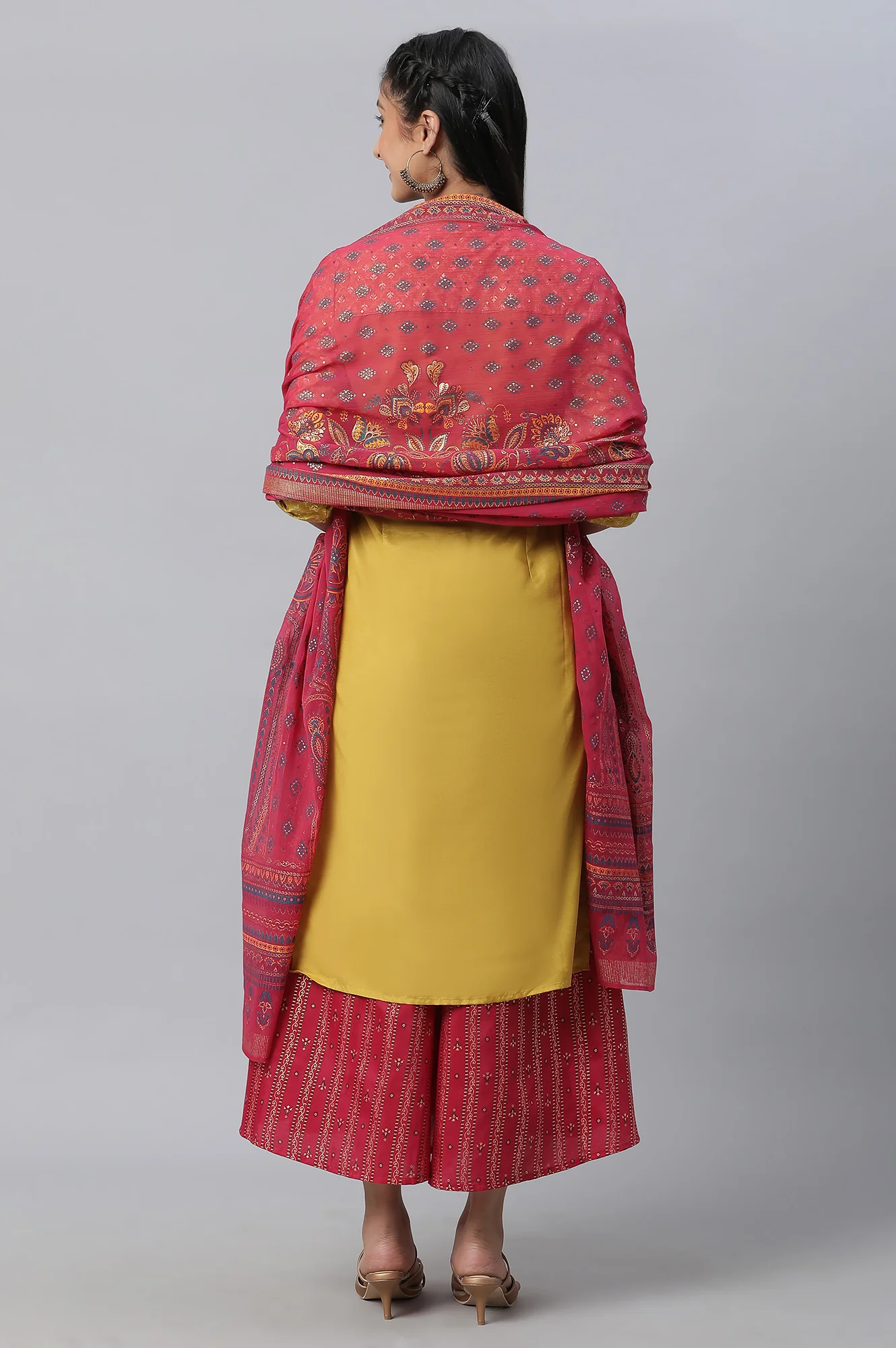 Yellow Foil Printed kurta, Culottes & Dupatta - Image 4