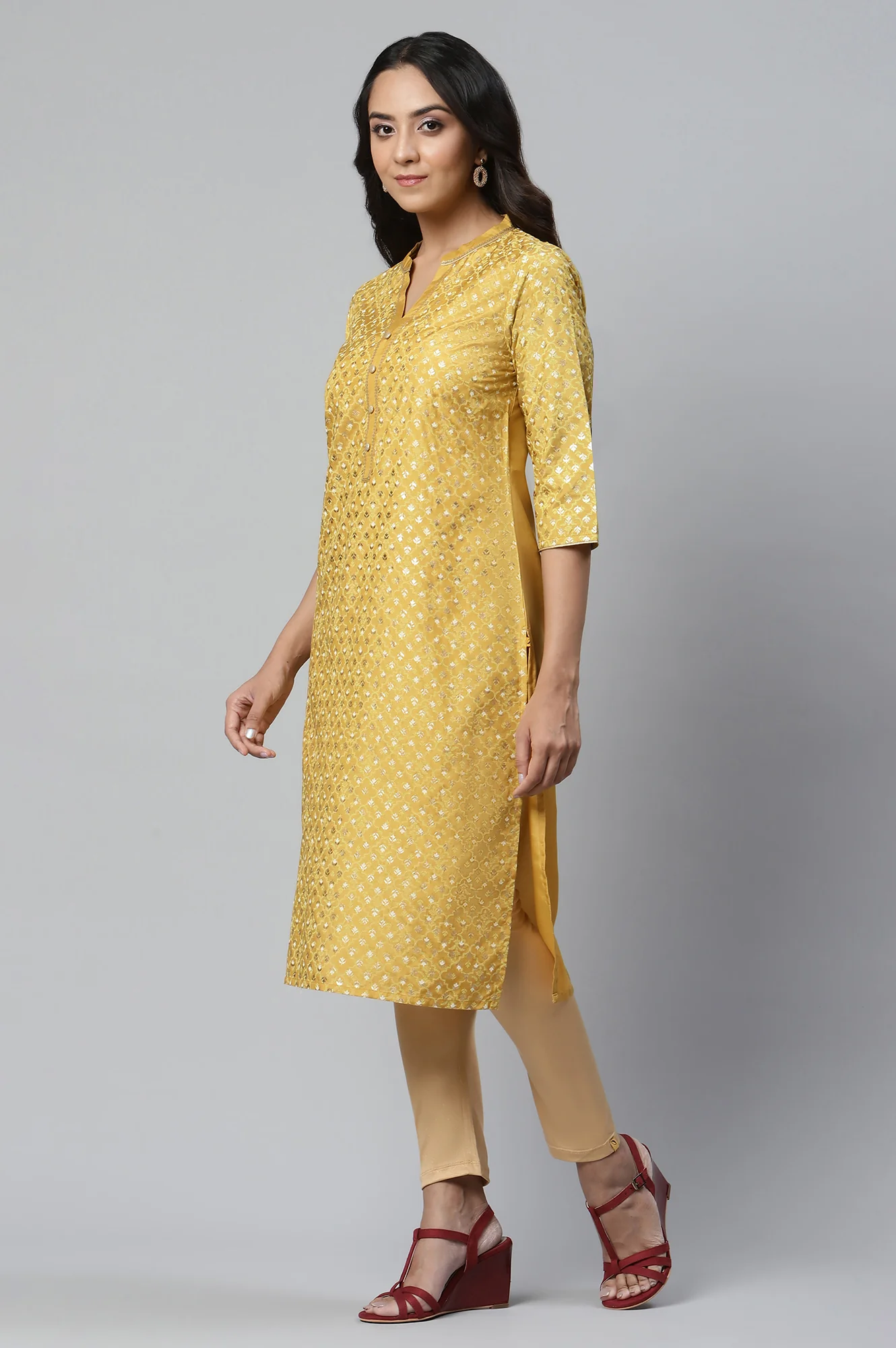 Yellow Foil Printed Straight kurta - Image 3