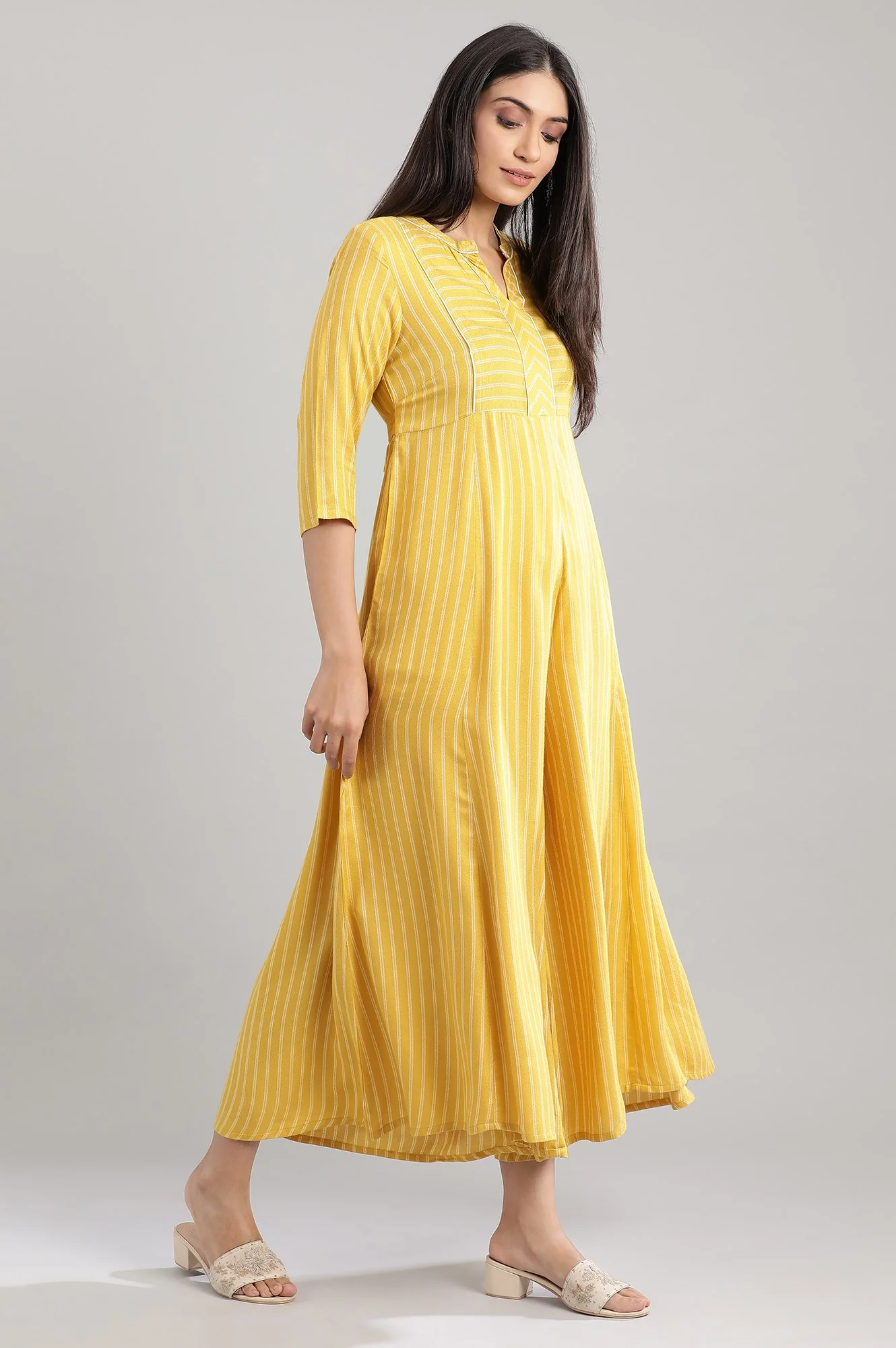 Yellow Mandarin Neck Yarn-Dyed Dress - Image 4