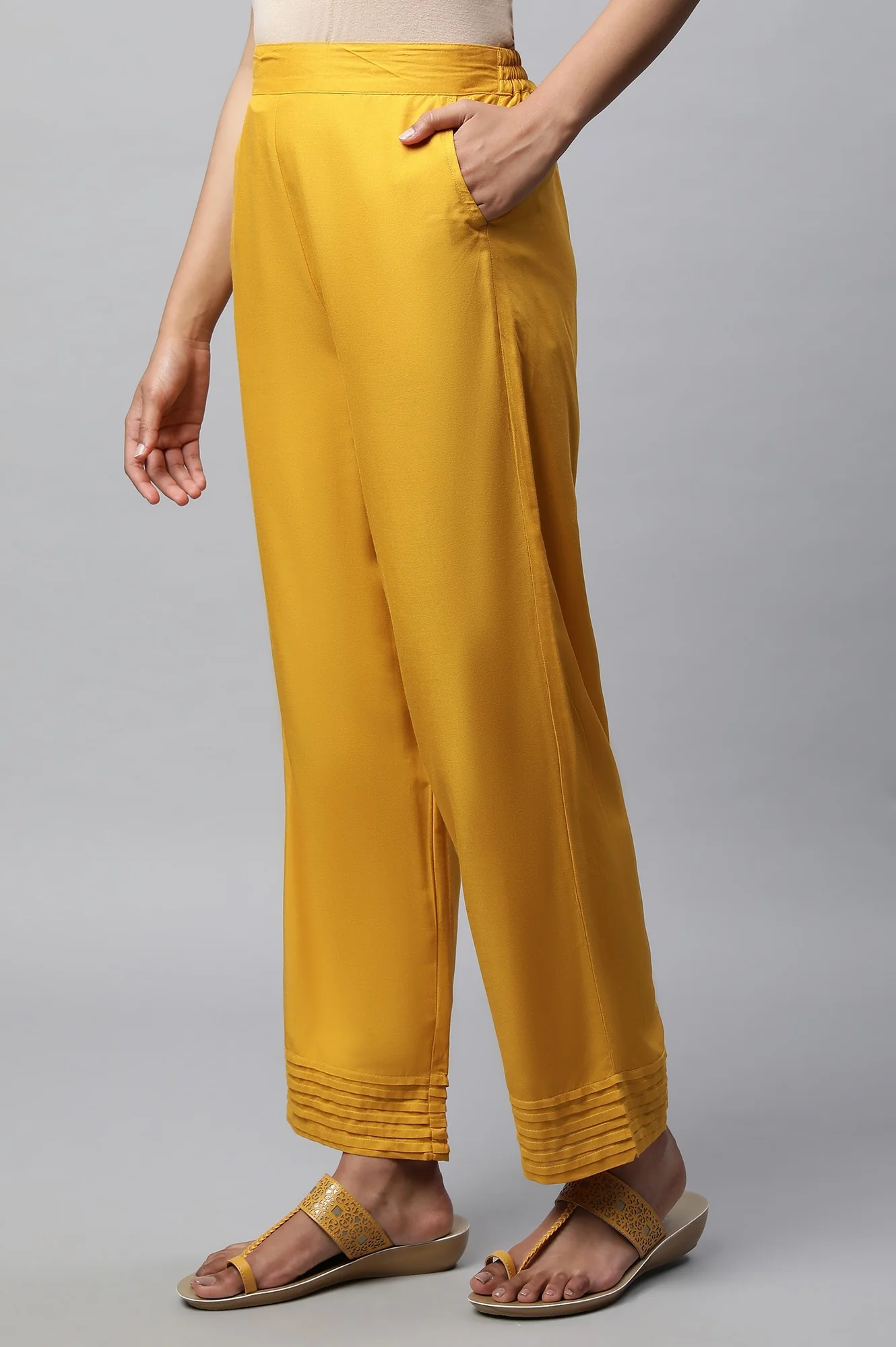 Yellow Narrow Palazzo With Pleats - Image 3