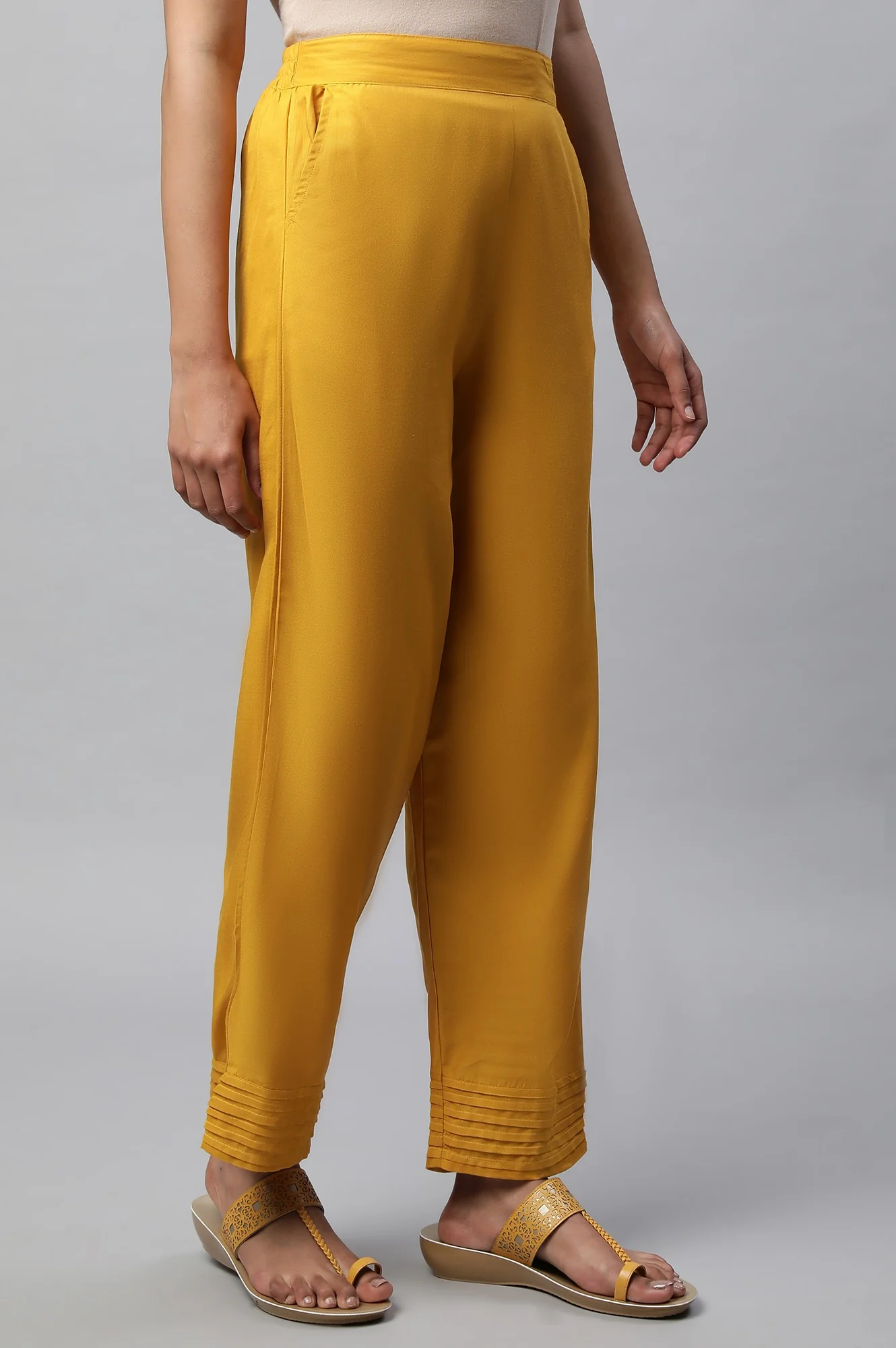 Yellow Narrow Palazzo With Pleats - Image 4
