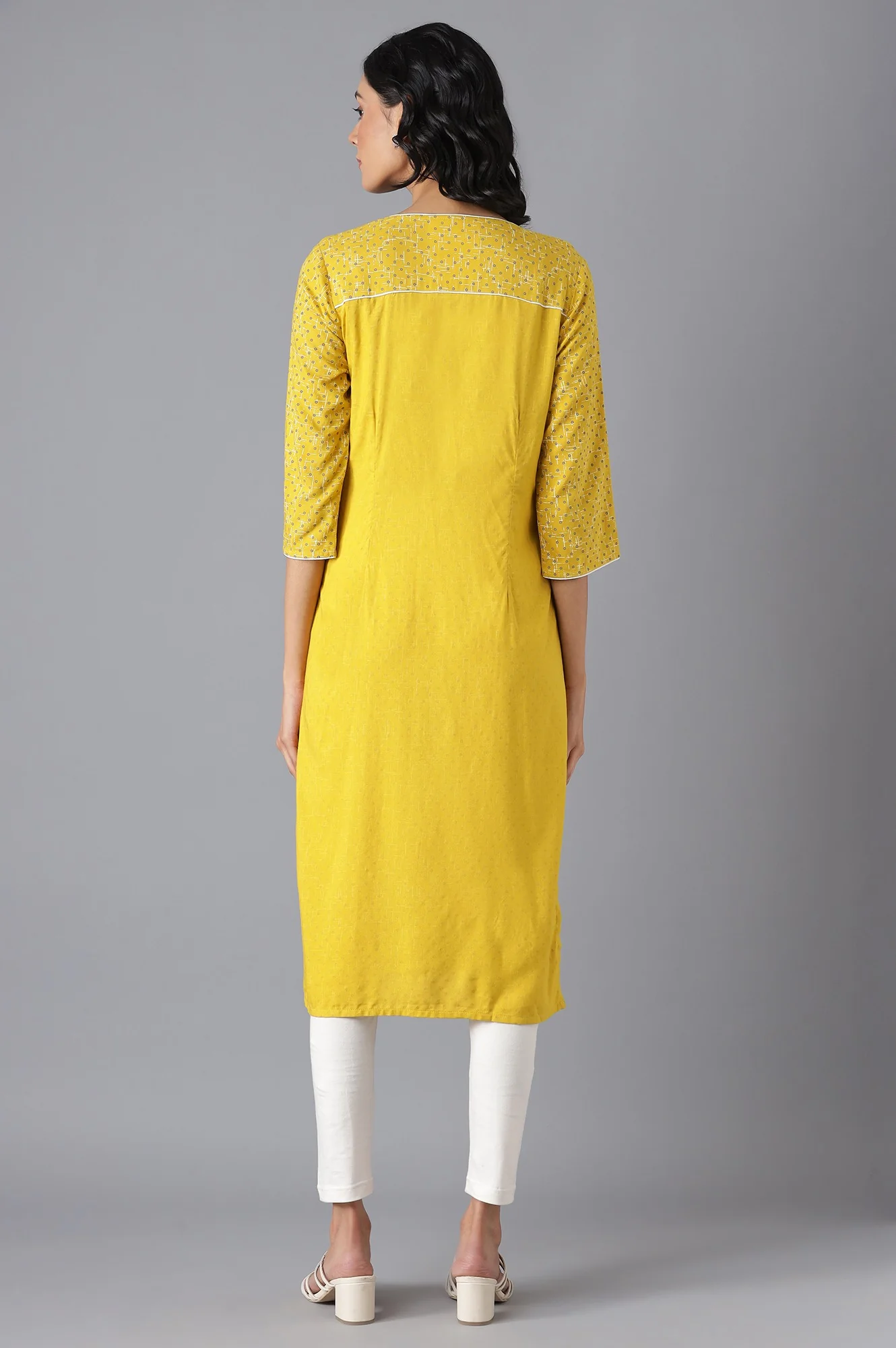 Yellow Printed kurta - Image 2