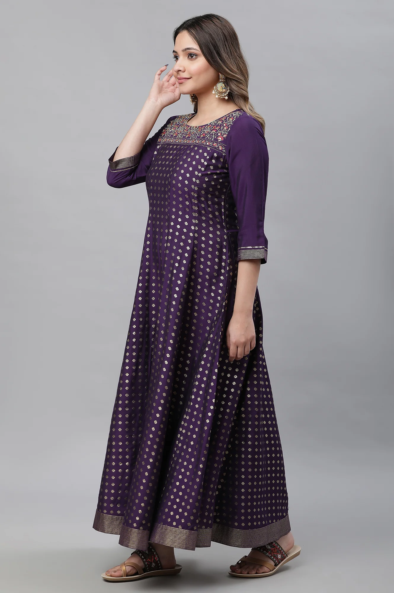 Purple Embellished Long Kurta, Tights and Pink Dupatta Set - Image 3