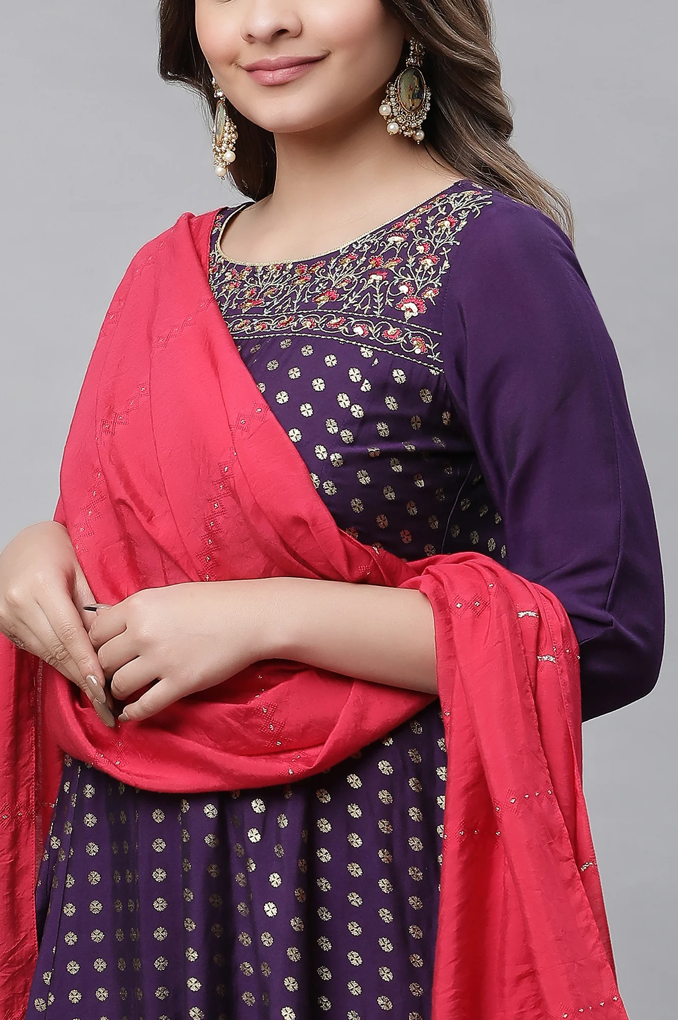 Purple Embellished Long Kurta, Tights and Pink Dupatta Set - Image 6