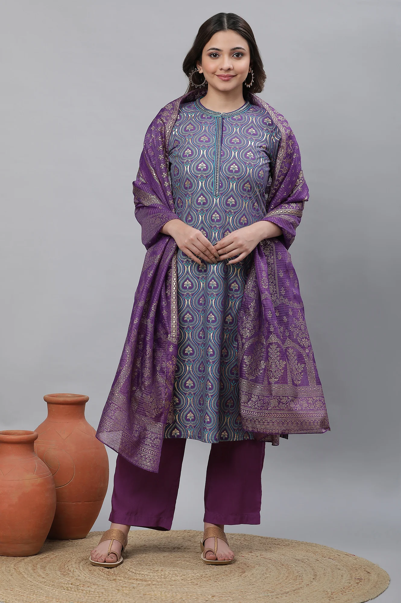 Purple Embroidered Festive Kurta in Floral Print - Image 5