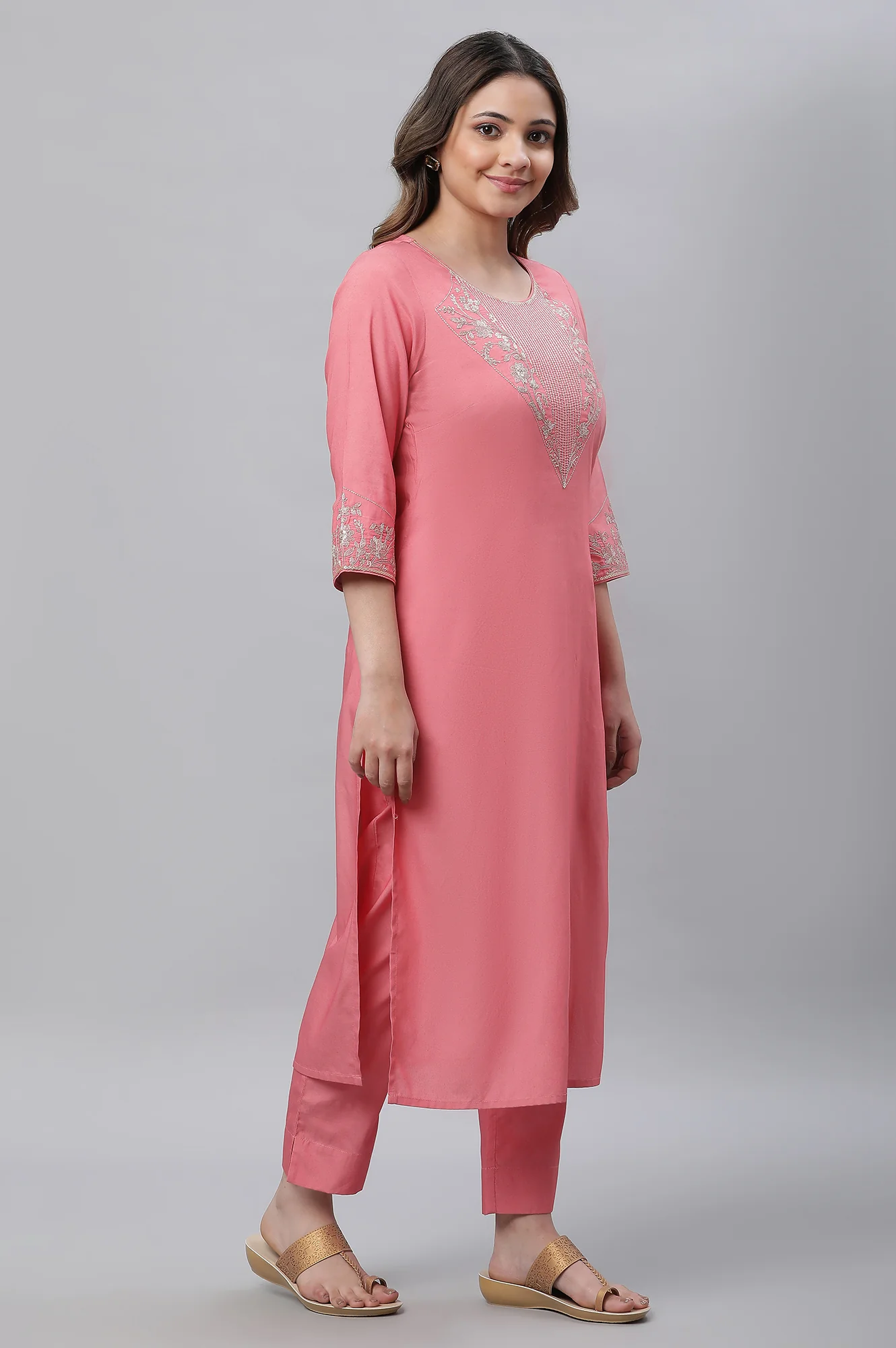 Raspberry Pink Embroidered Kurta, Palazzo & Dupatta Set - Image 5