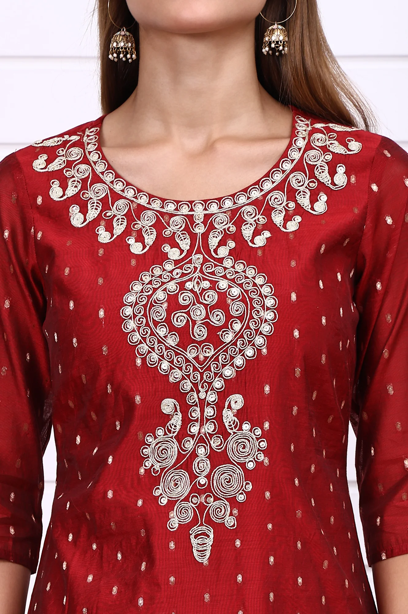 Red Dori Embroidered Chanderi Jacquard Straight Festive Kurta - Image 3
