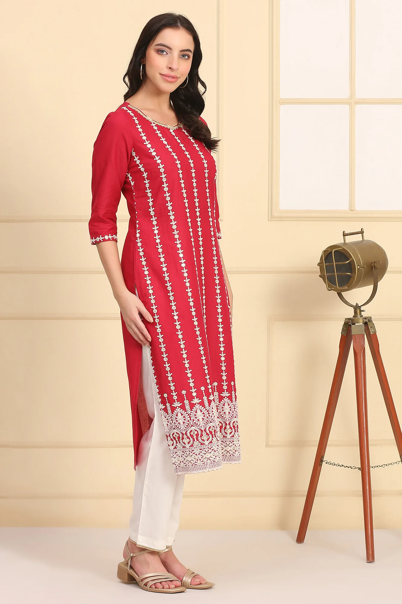 Red Embroidered Straight Schiffli Pure Cotton Kurta - Image 7