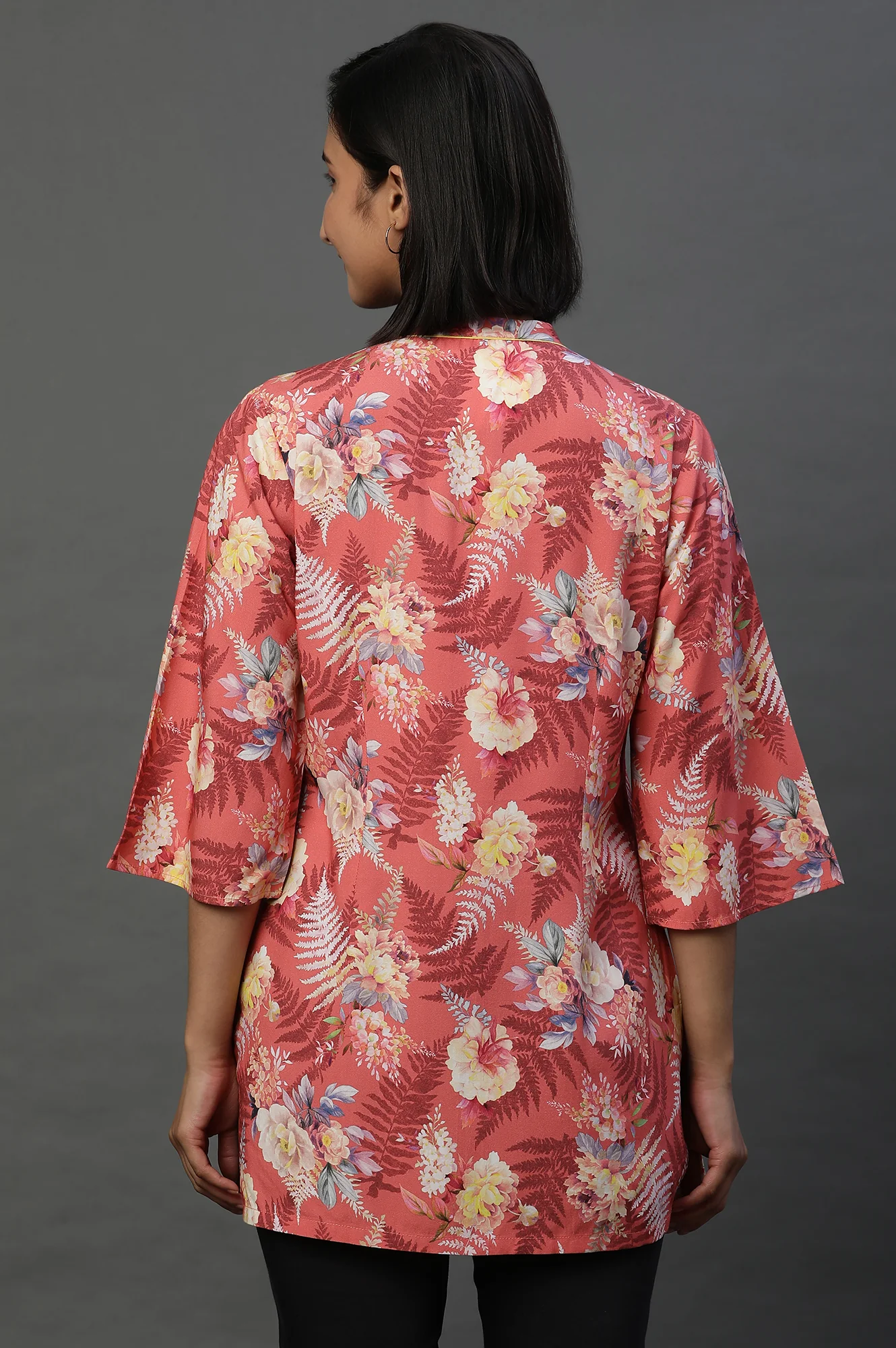 Red Floral Printed Short Kurti - Image 3
