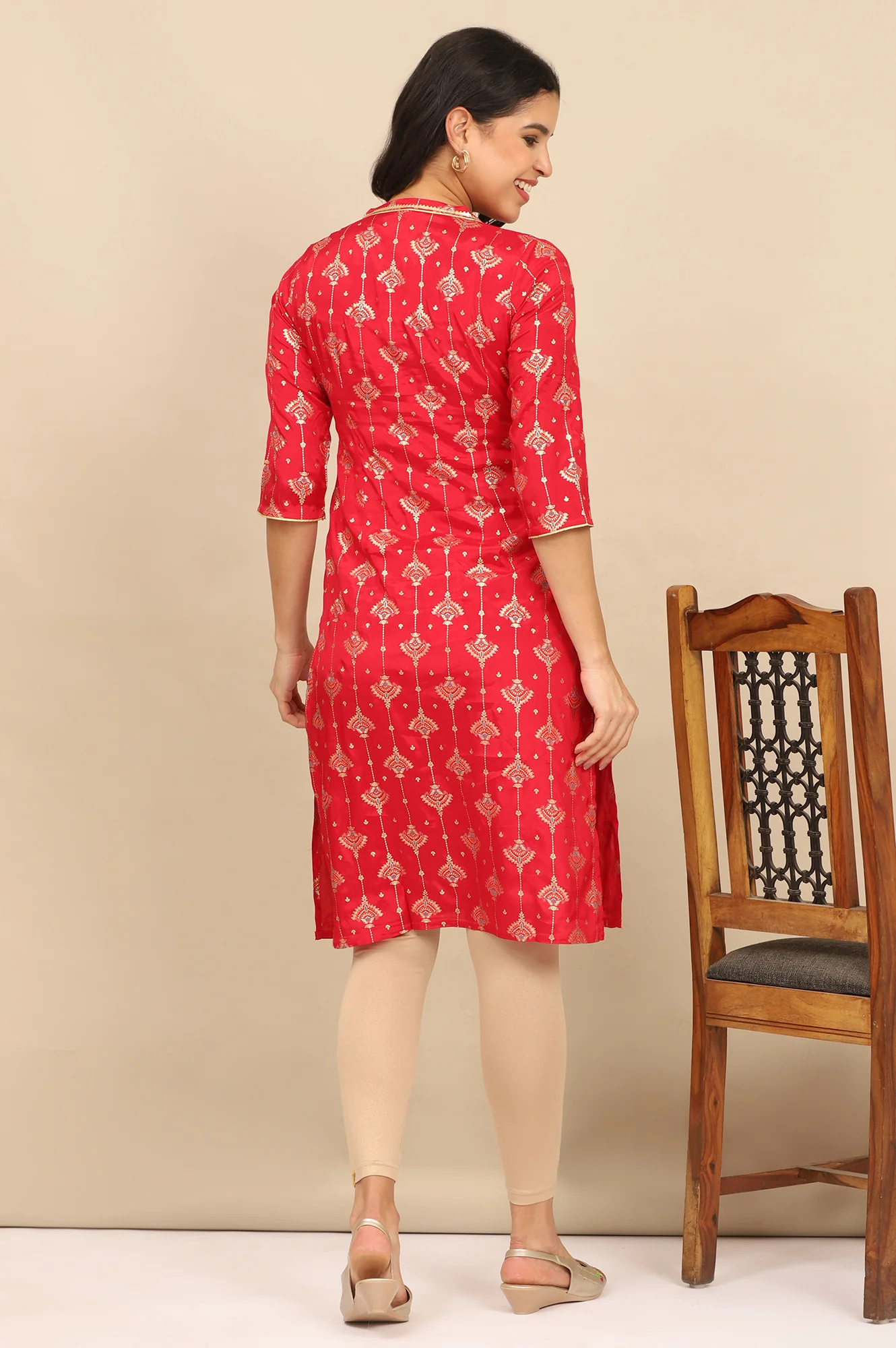 Red Foil Printed Lace Embellished Straight Kurta and Leggings Set - Image 5