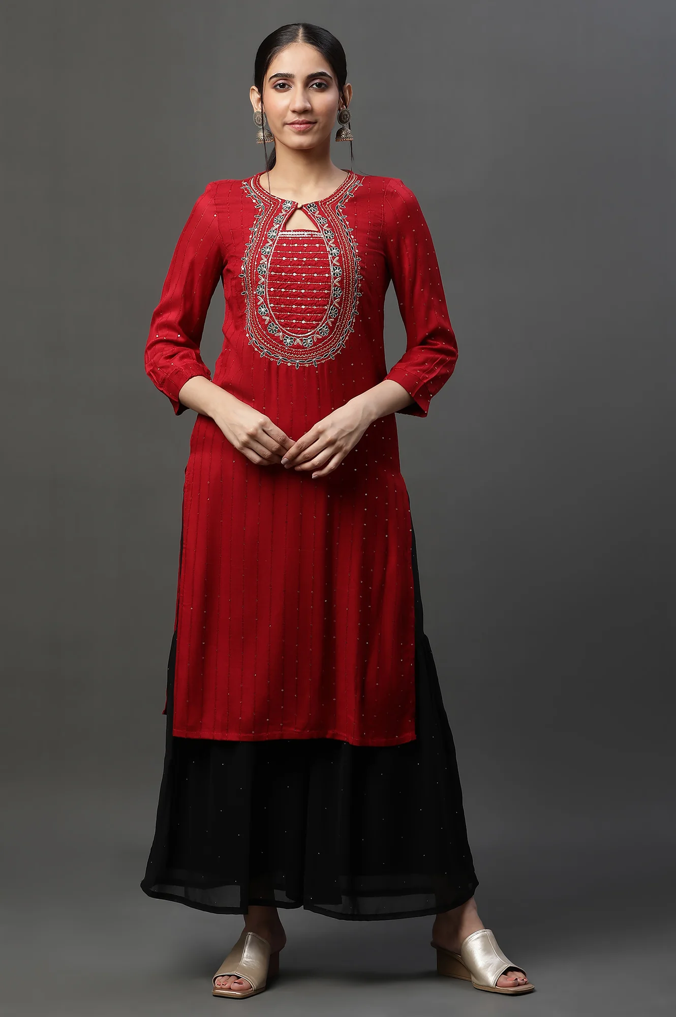 Red Metallic Embroidered Ethnic Kurta - Image 2