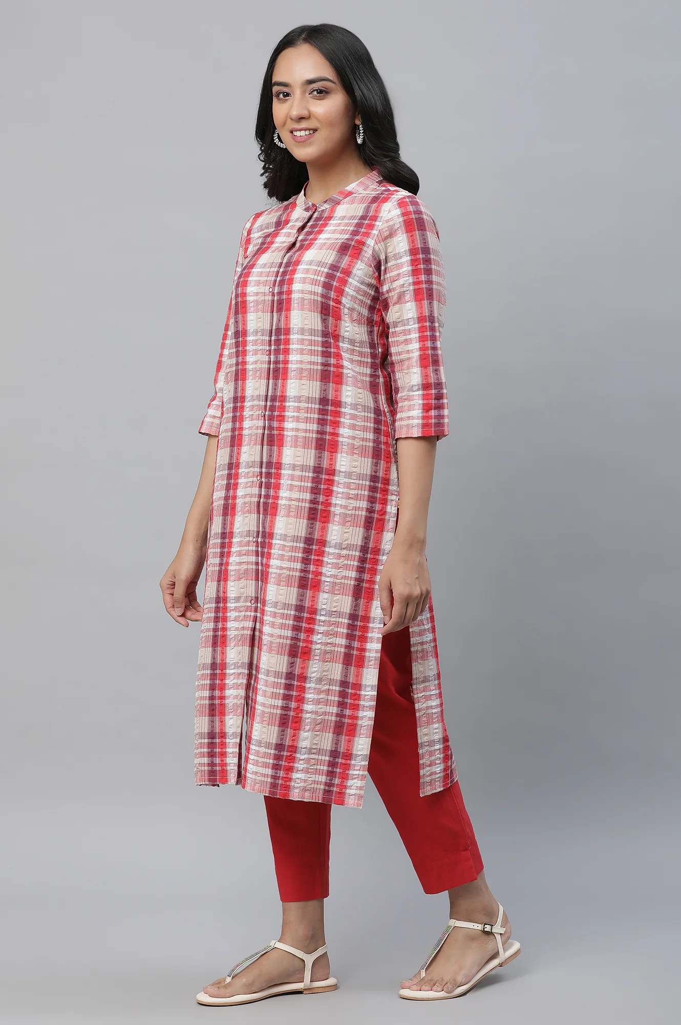 Red Textured Cotton Checker Kurta - Image 3