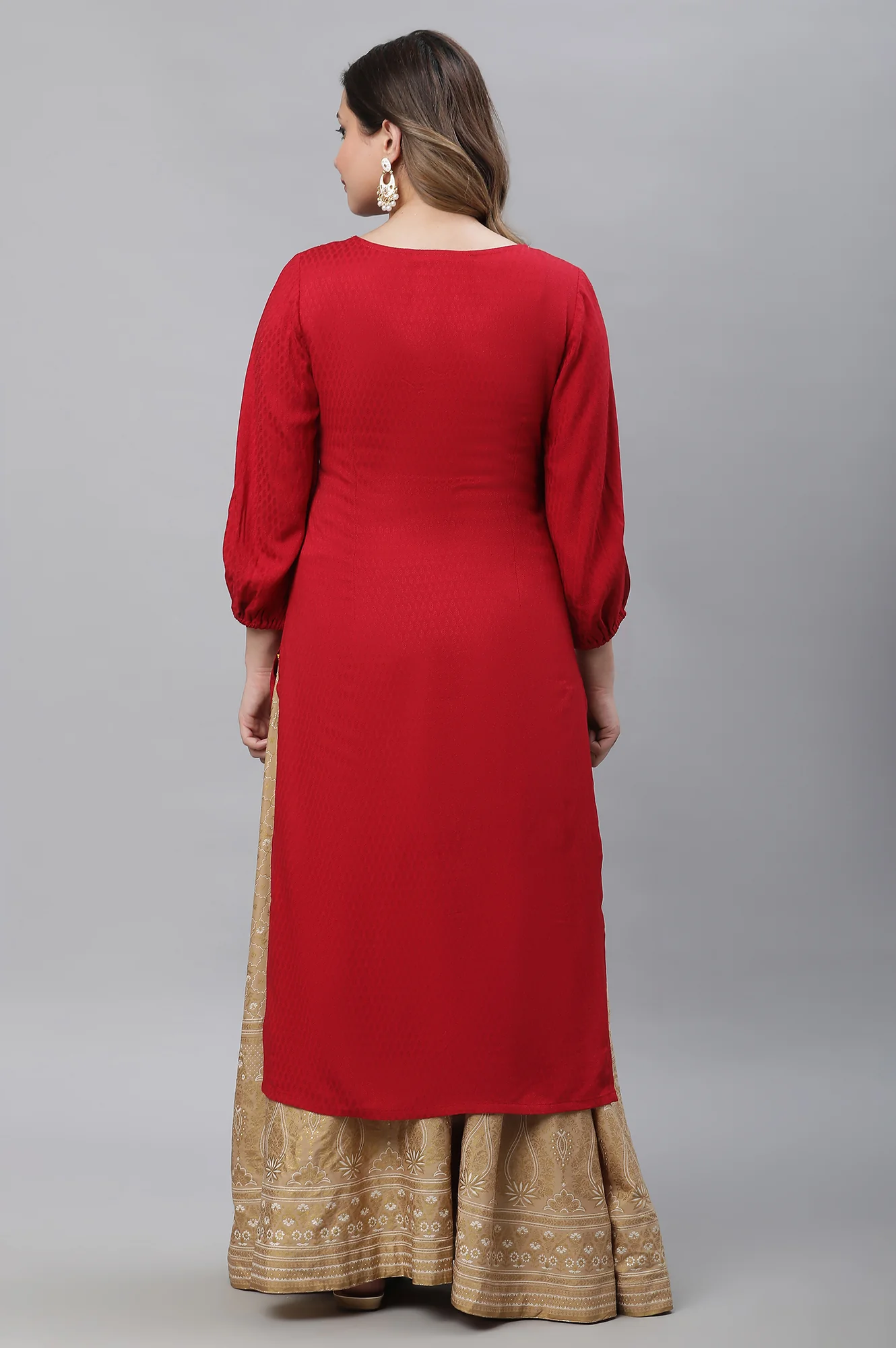 Red Textured Rayon Embroidered Kurta - Image 4