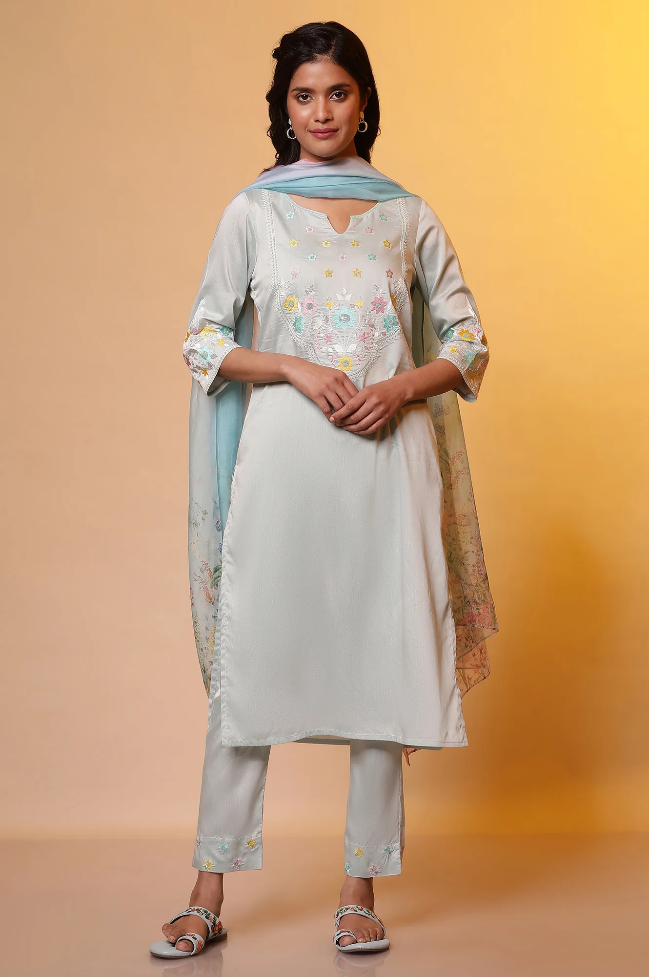 Sea Green Embroidered Kurta, Pants and Dupatta Set - Image 3