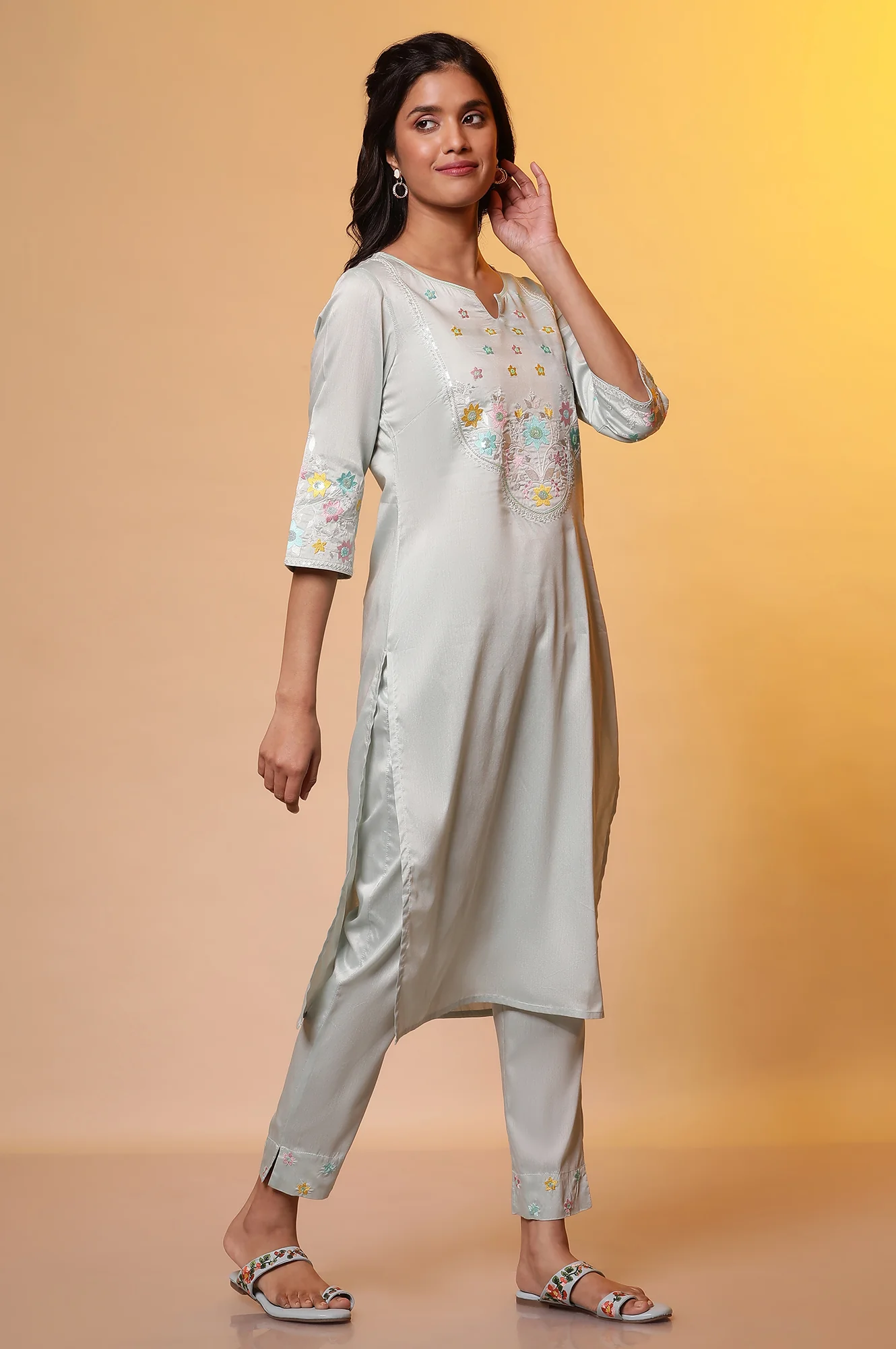Sea Green Embroidered Kurta, Pants and Dupatta Set - Image 6
