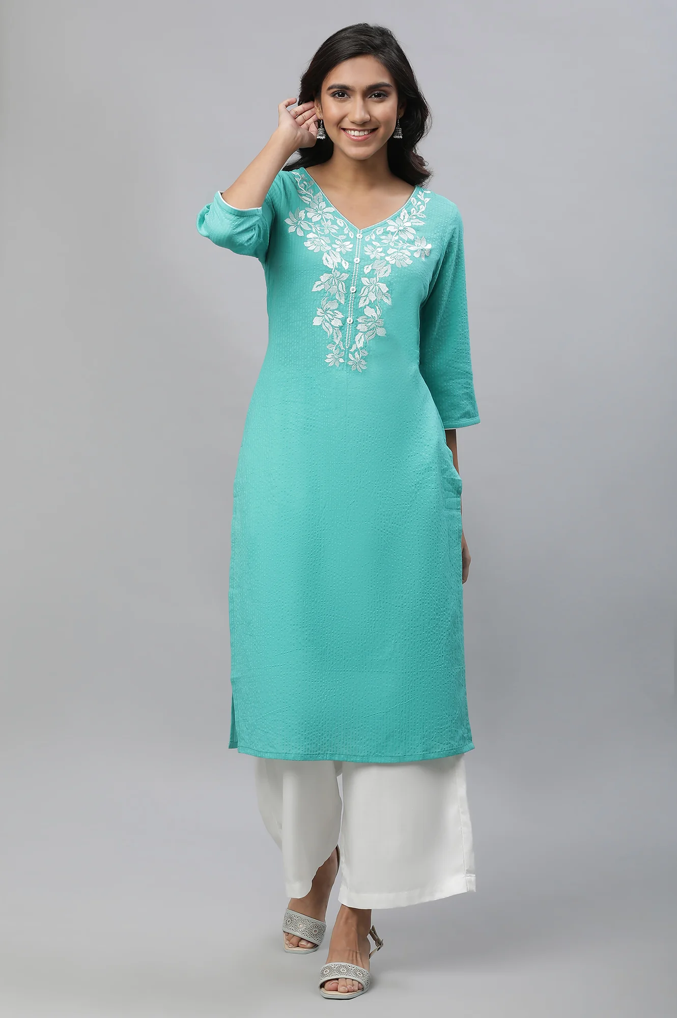 Teal Embroidered Textured Cotton Kurta - Image 2