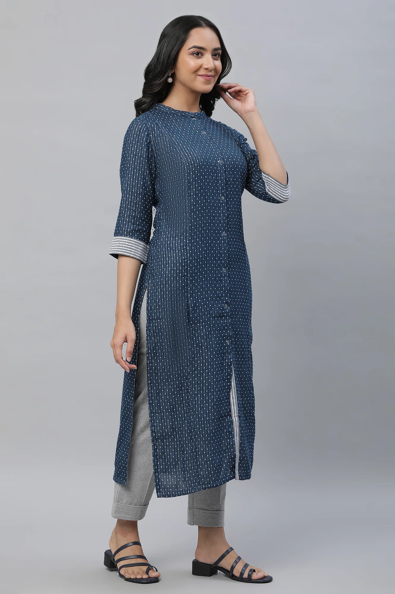 Three Quarter Sleeves Kurta - Image 5