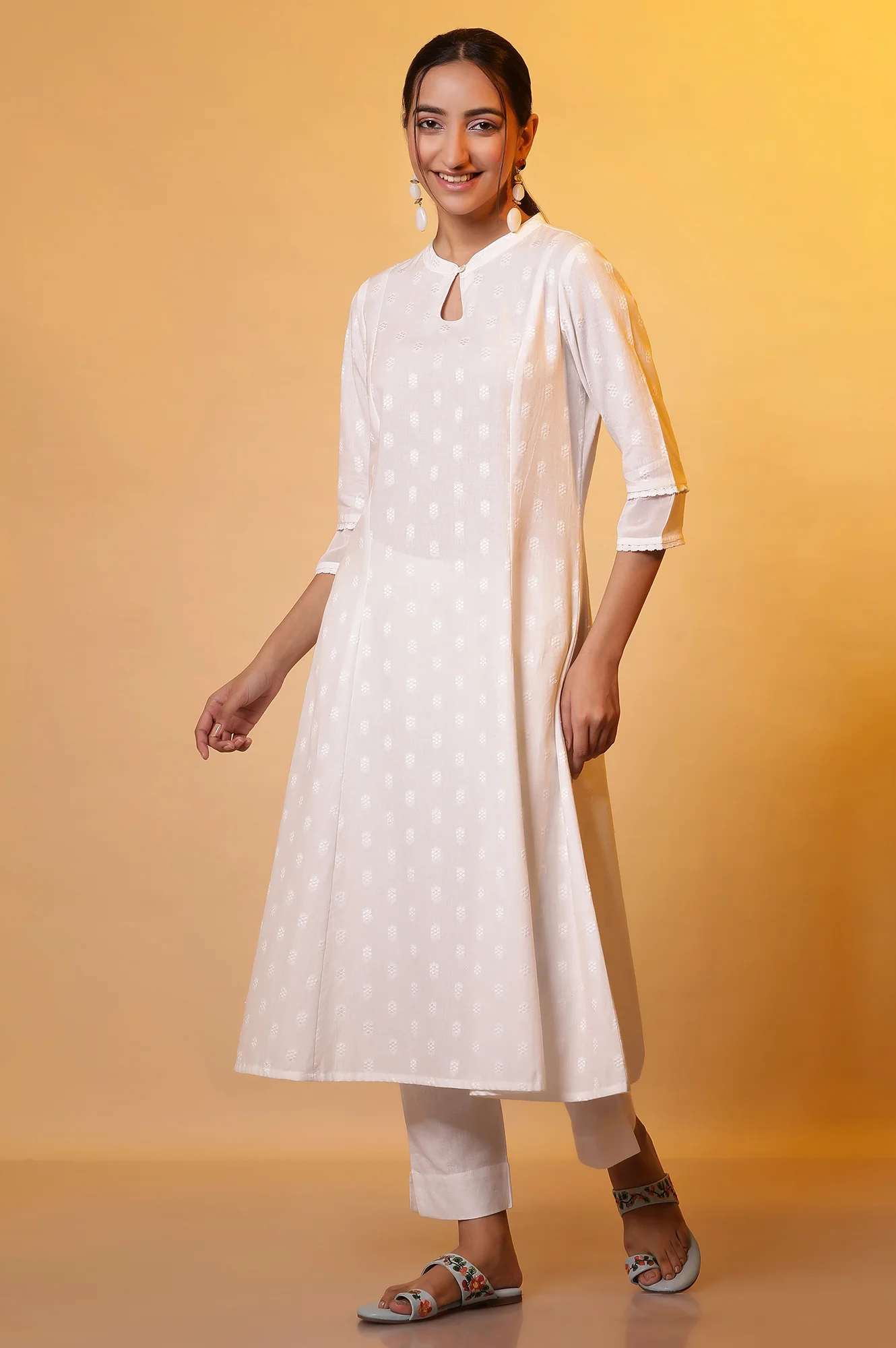 White A-line Printed Dobby Kurta - Image 4