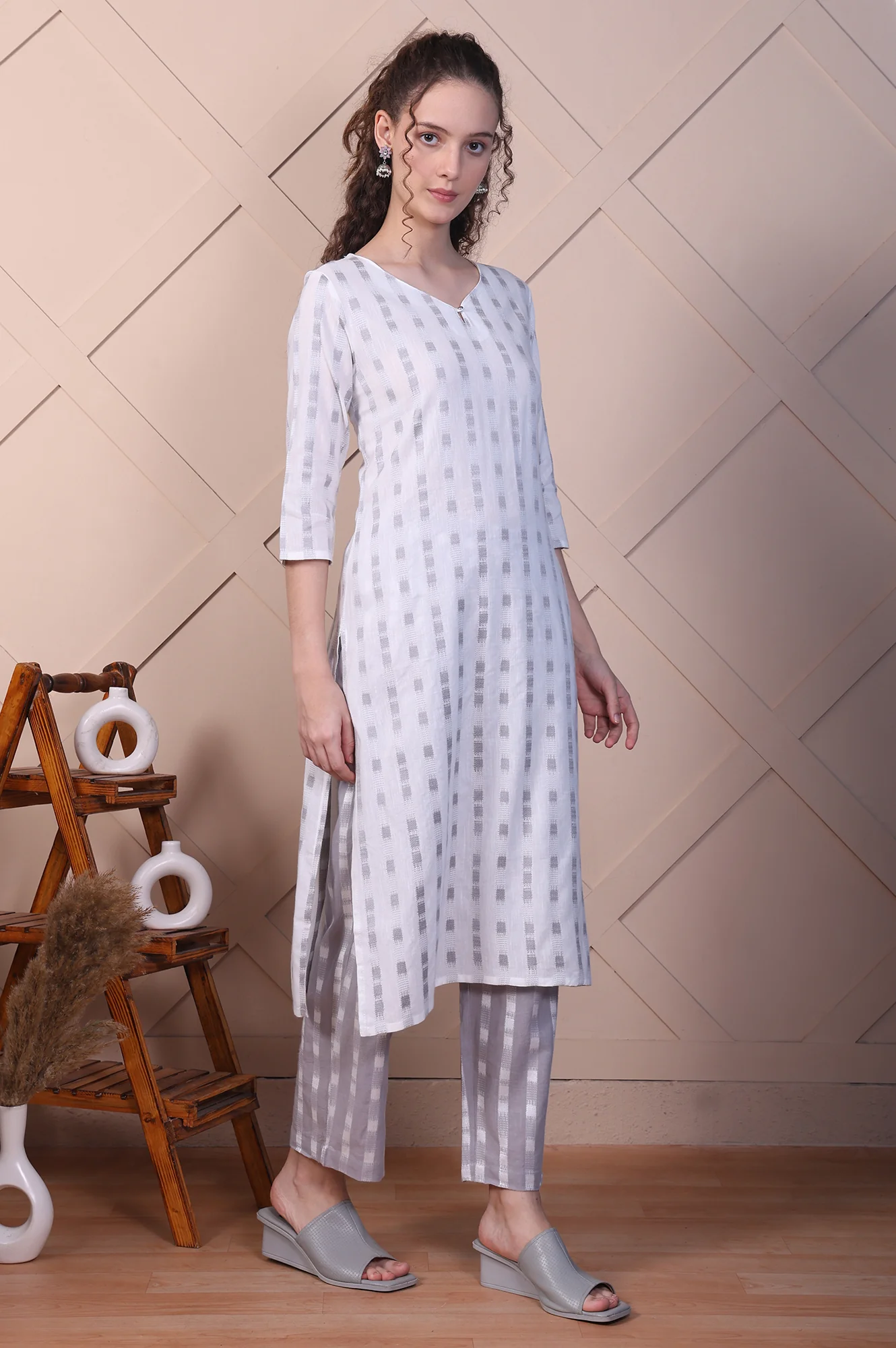 White and Grey Dobby Straight Kurta, Palazzo and Dupatta Set - Image 6