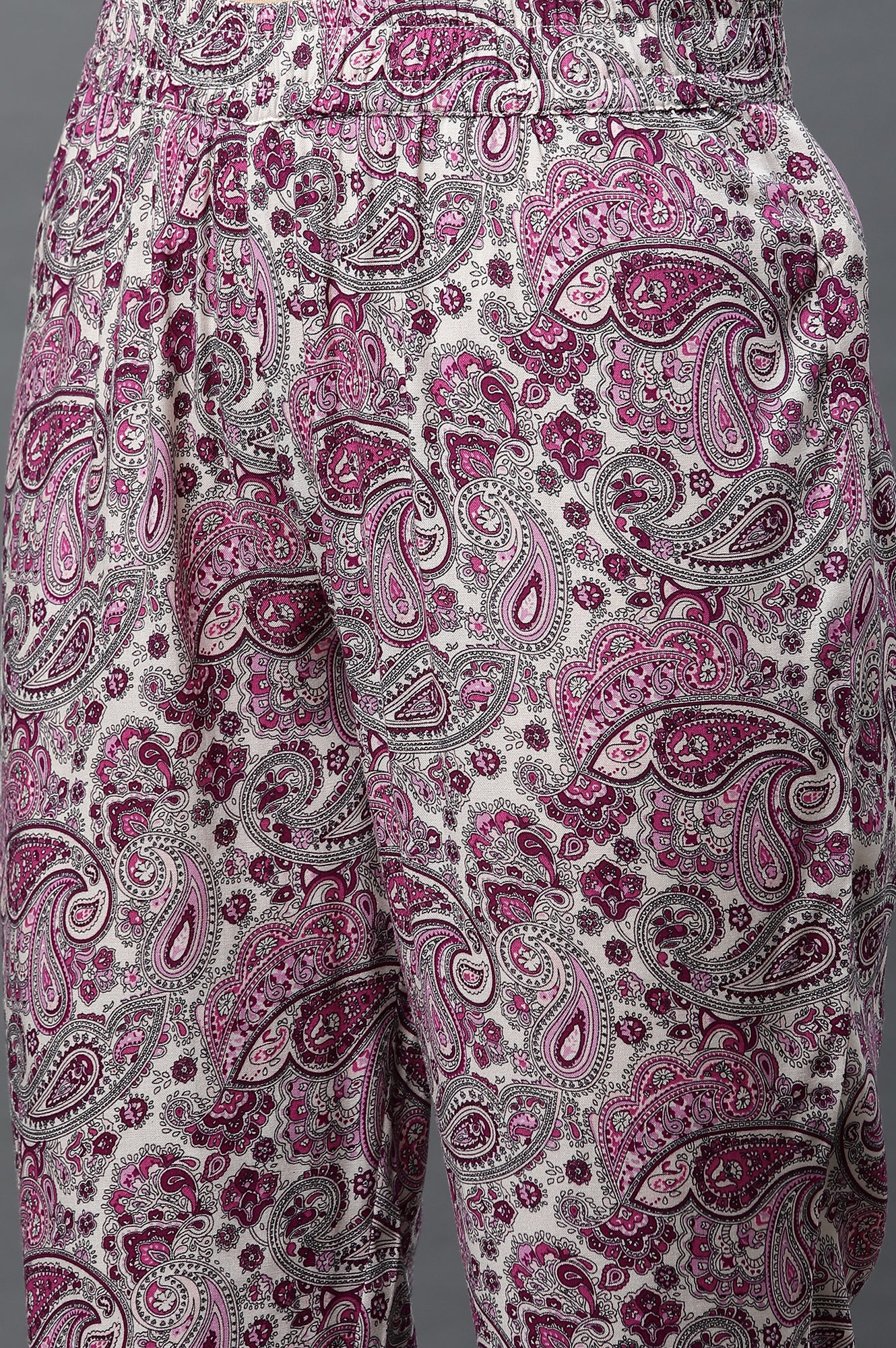 White and Purple Floral Printed Kurta and Pants Co-ord Set - Image 9