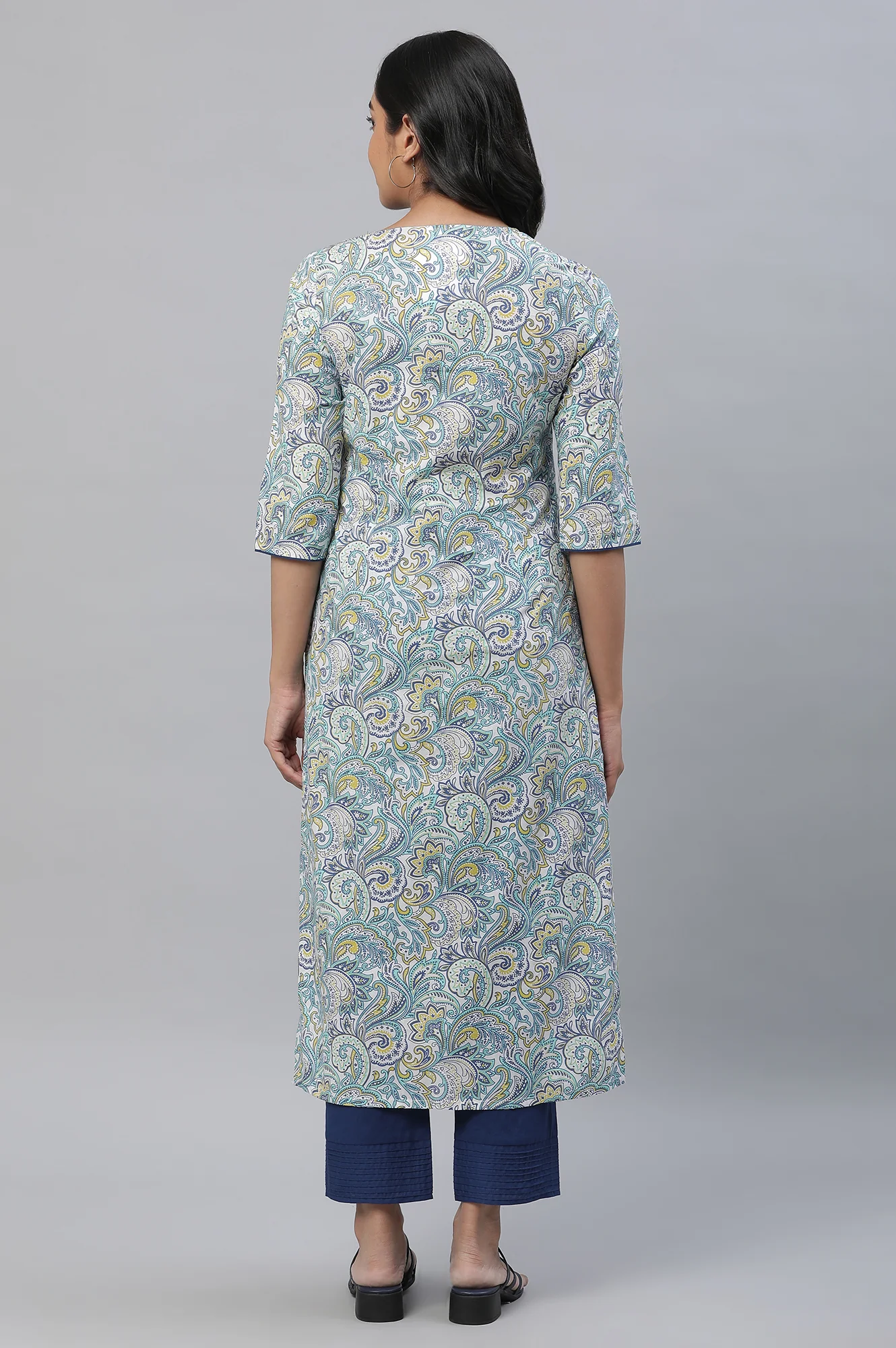 White Casual Straight Kurta in Multi-coloured Print - Image 4