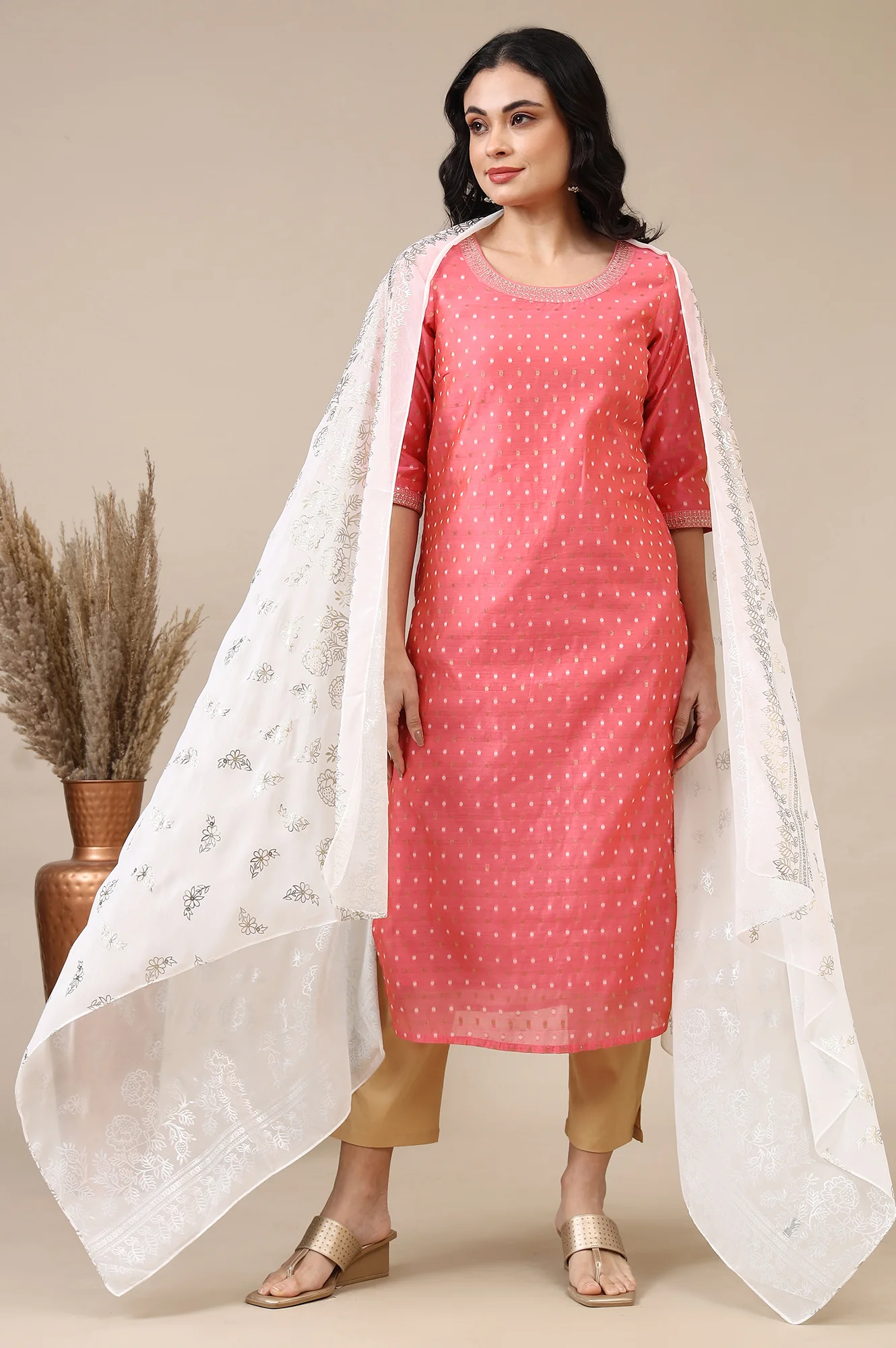 White Digital Foil Floral Printed Georgette Dupatta - Image 3