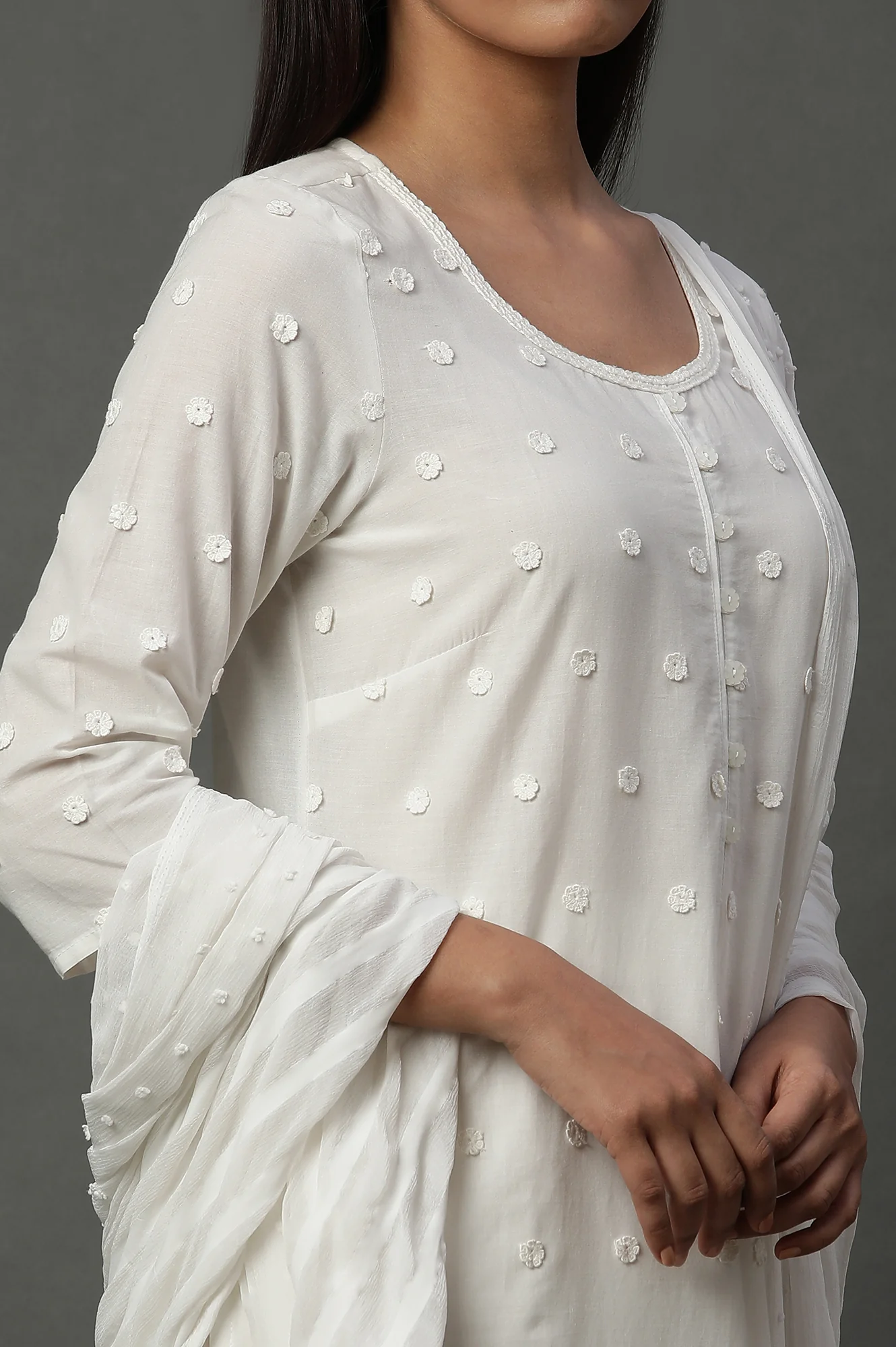 White Embroidered Kurta, Pants and Dupatta Set - Image 7
