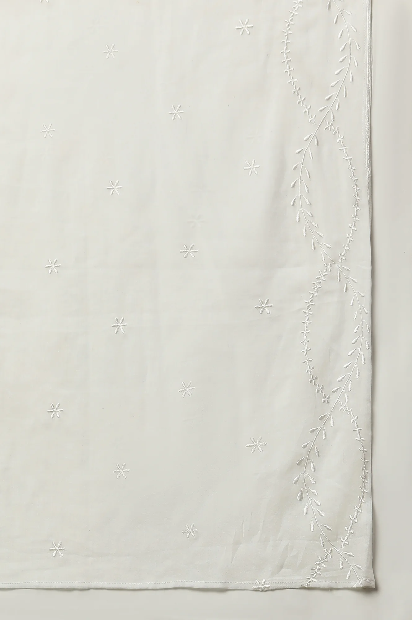 White Embroidered Schiffli Cotton Dupatta - Image 7