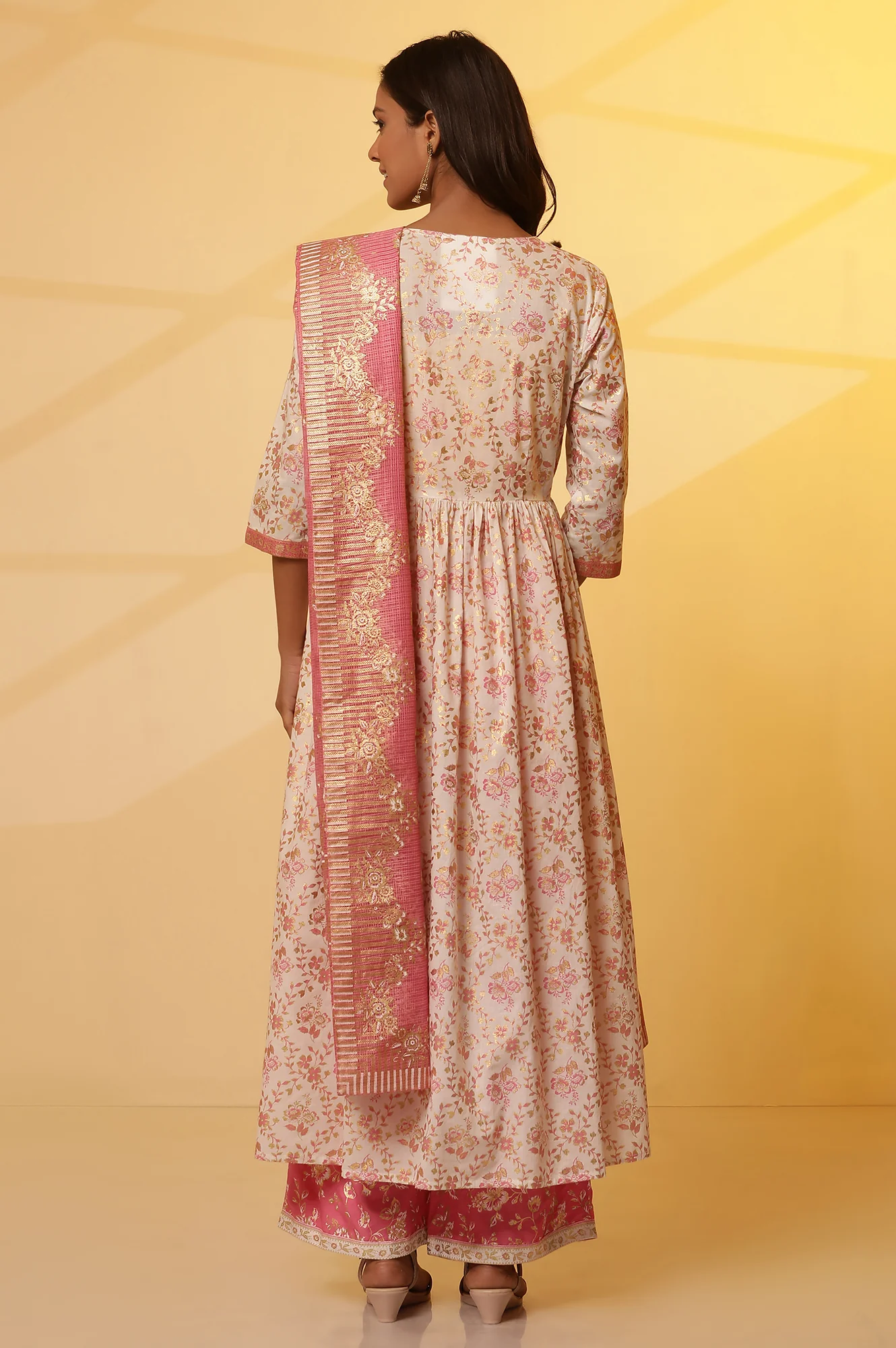 White Floral Printed Festive Kurta, Palazzo and Dupatta Set - Image 4