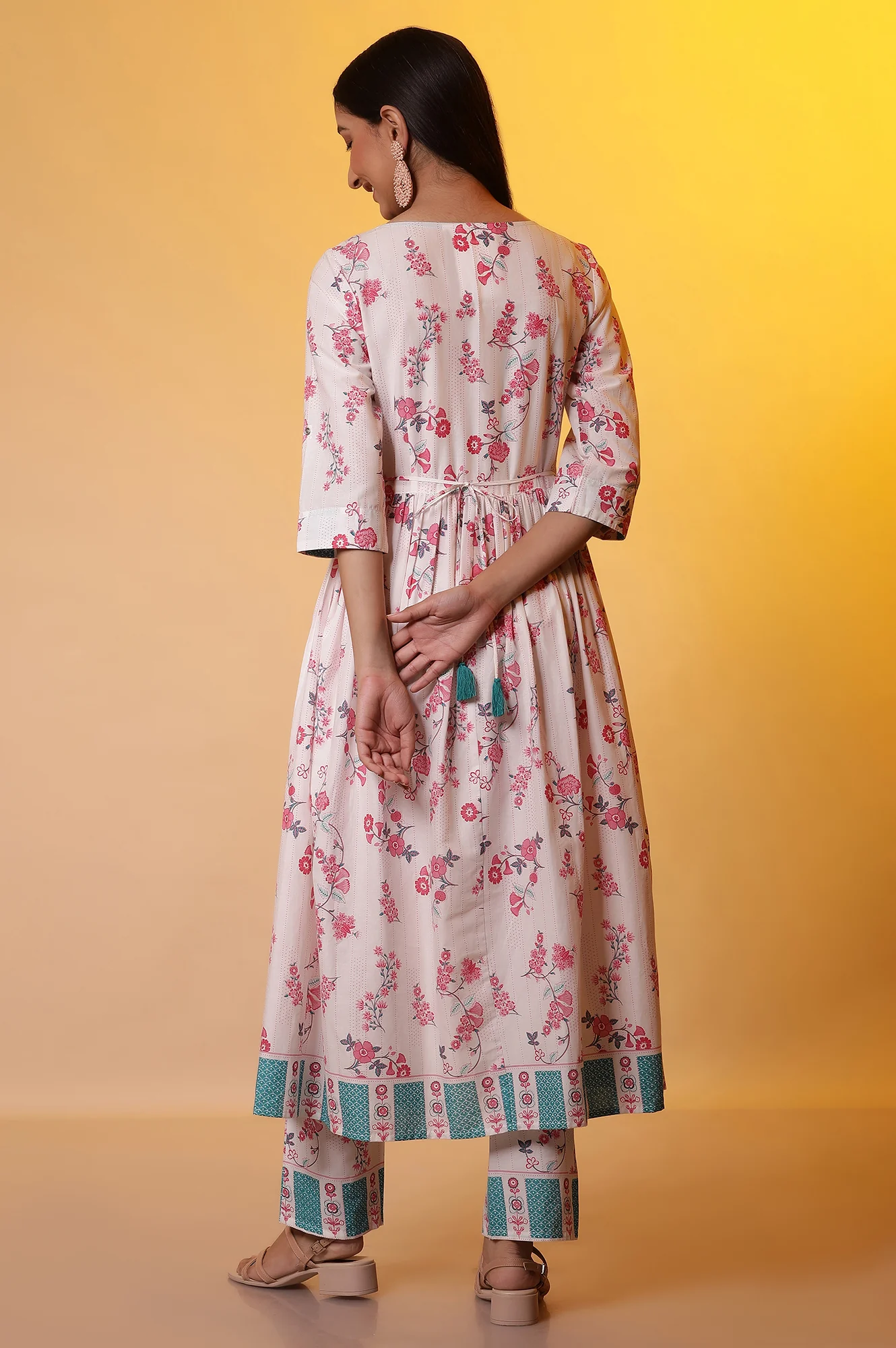 White Floral Printed Flared Kurta, and Palazzo Co-ord Set - Image 5